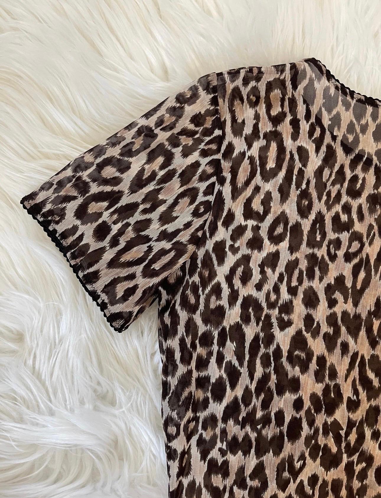 Vintage Dolce & Gabbana Sheer Cheetah Print Ruffle Lace See Through T Shirt Top In Excellent Condition For Sale In Malibu, CA