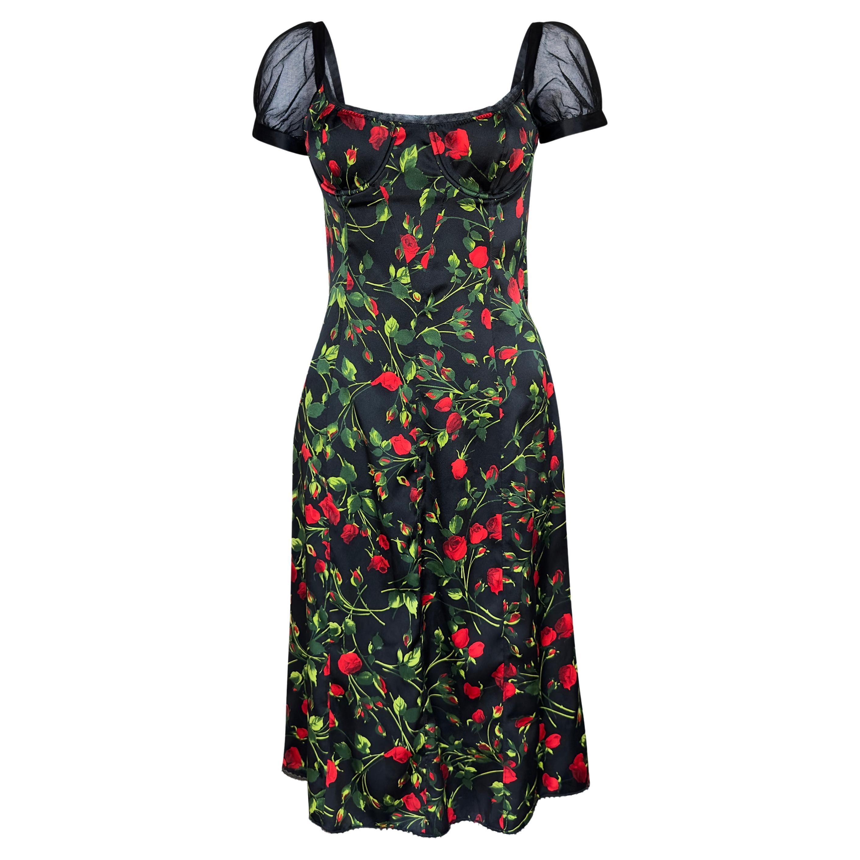 Vintage Dolce&Gabbana silk midi dress with underwire bra and short sleeves  For Sale
