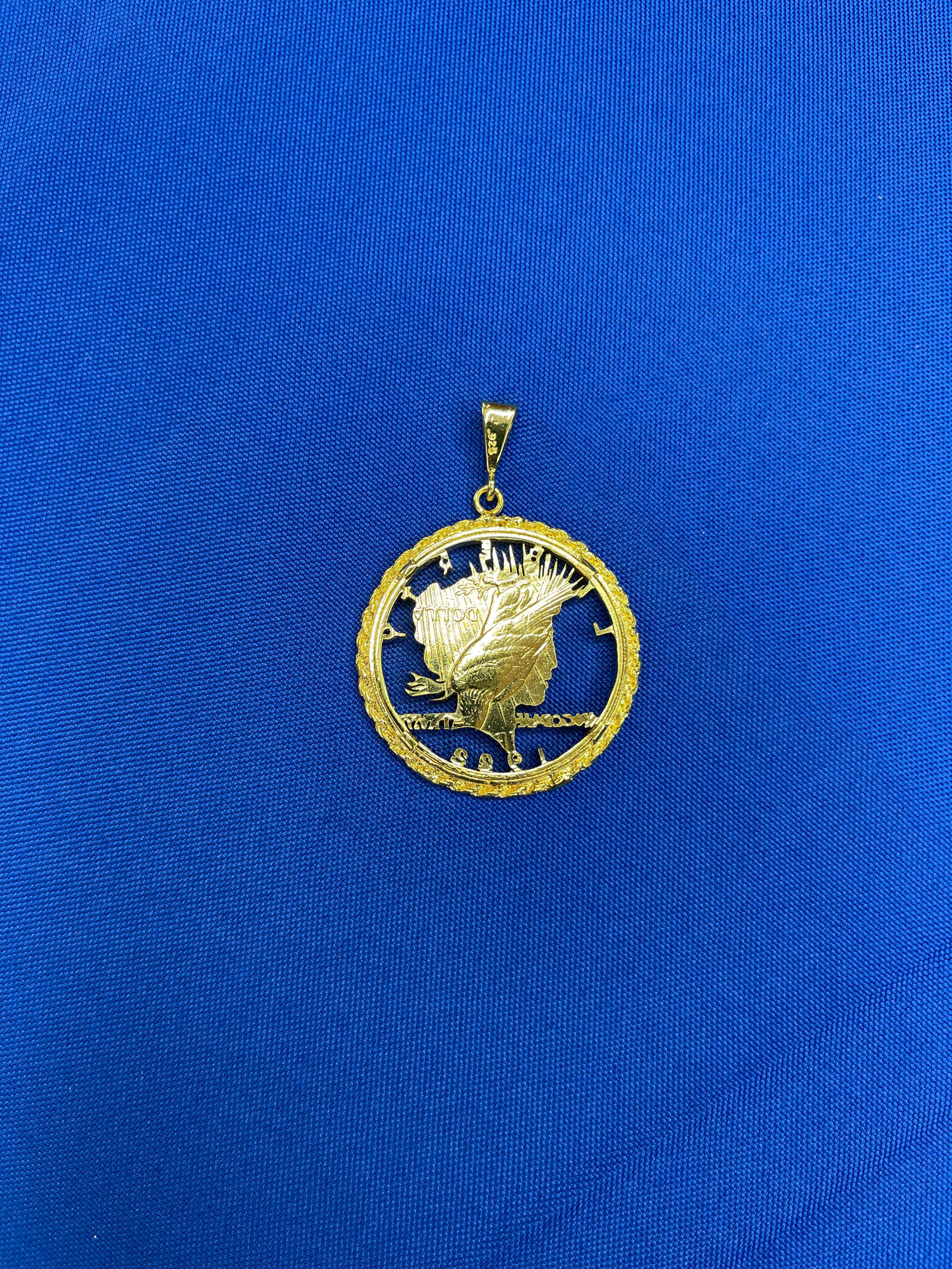 Vintage Dollar Coin Yellow Gold Vermeil Sterling Silver Charm Medallion Pendant For Sale 3