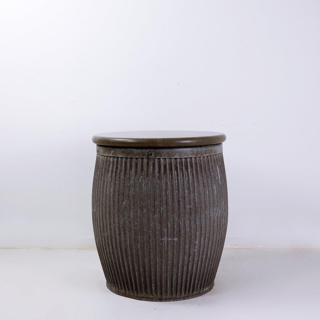 20ième siècle Table d'appoint Rival 