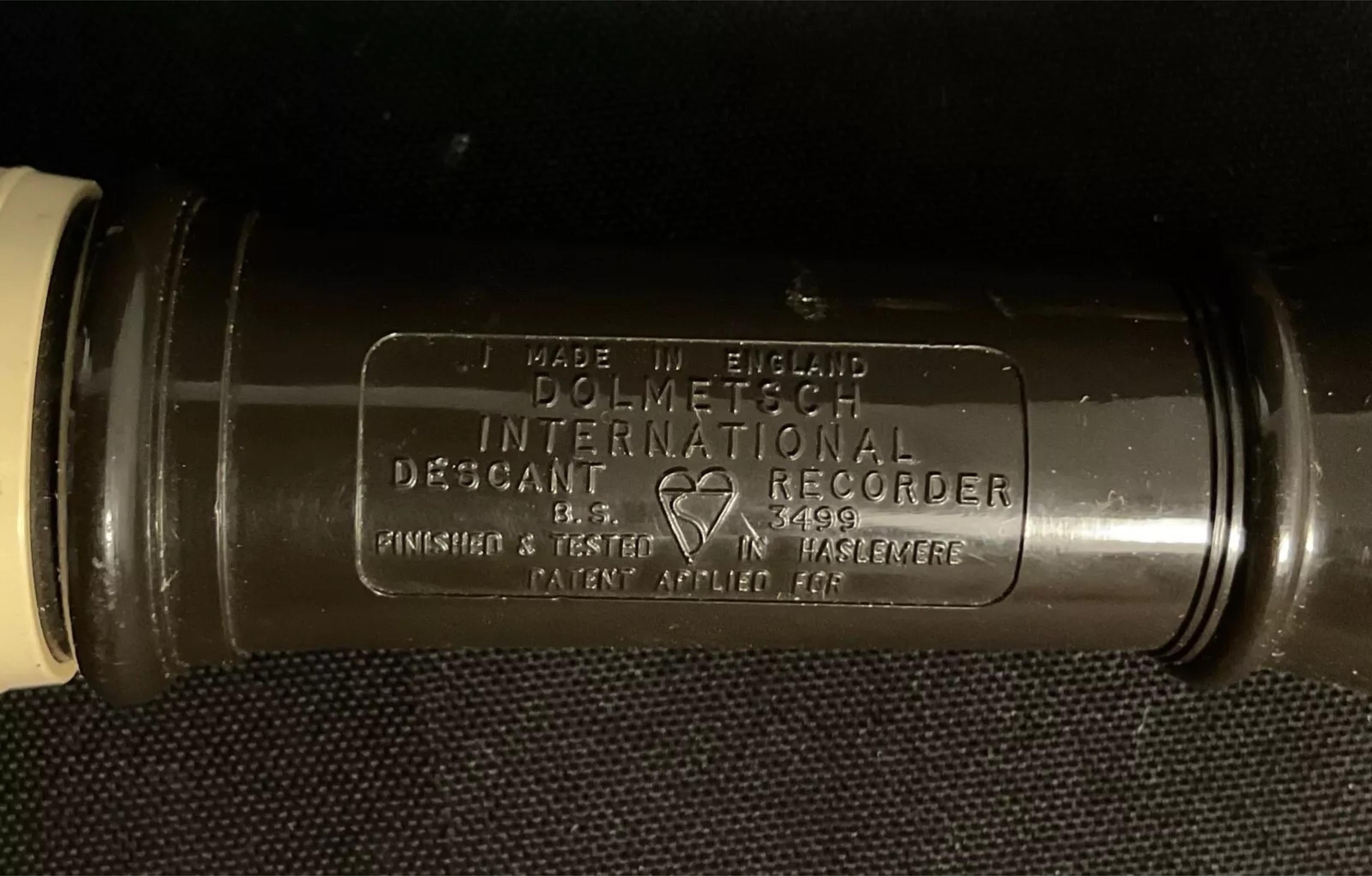 Vintage Dolmetsch Descant Blockflöte, hergestellt in England - 2Y594 im Zustand „Gut“ im Angebot in Bordeaux, FR