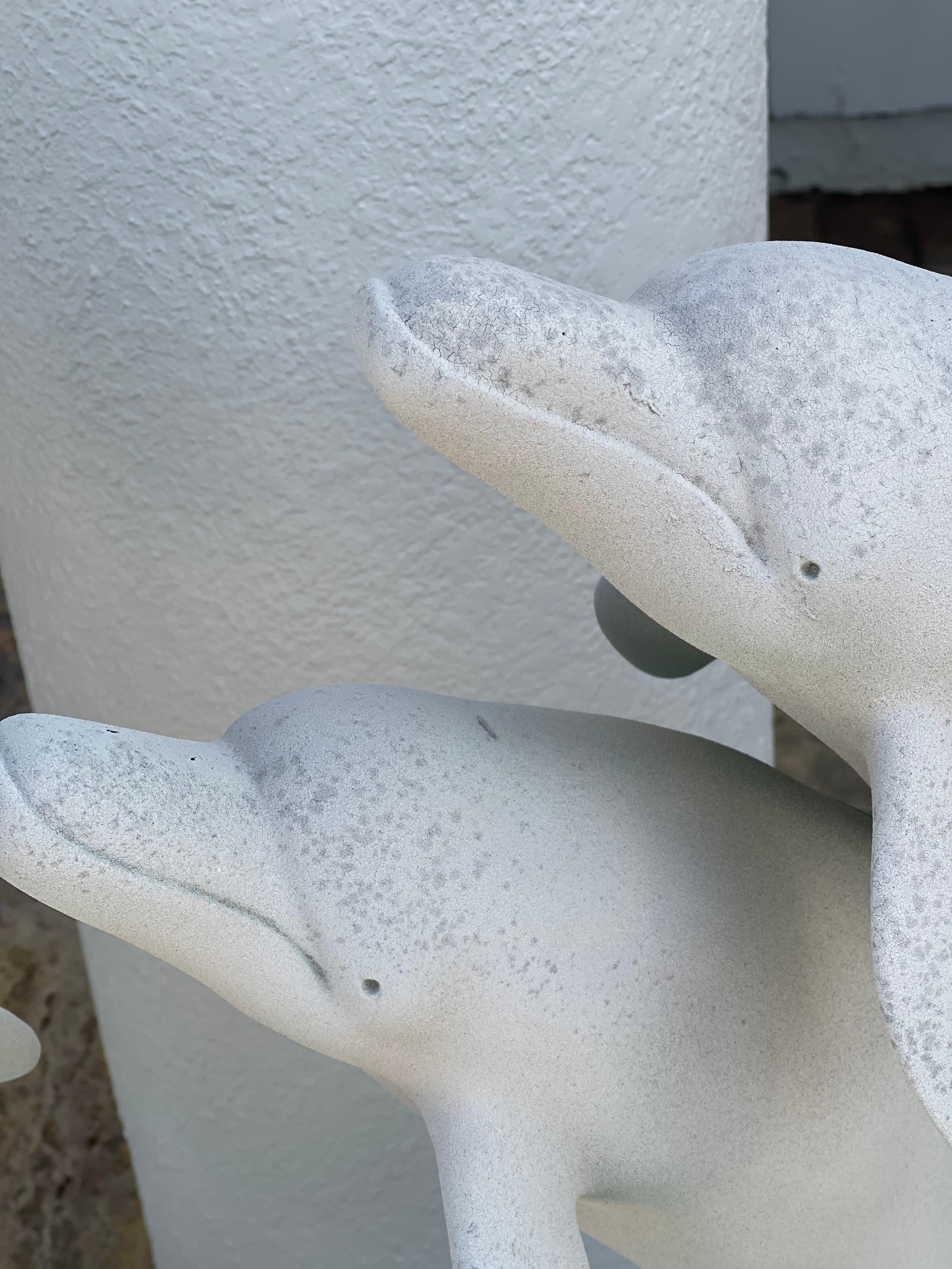 Vintage Delphine Küste Marine Outdoor-Skulptur (Mitte des 20. Jahrhunderts) im Angebot