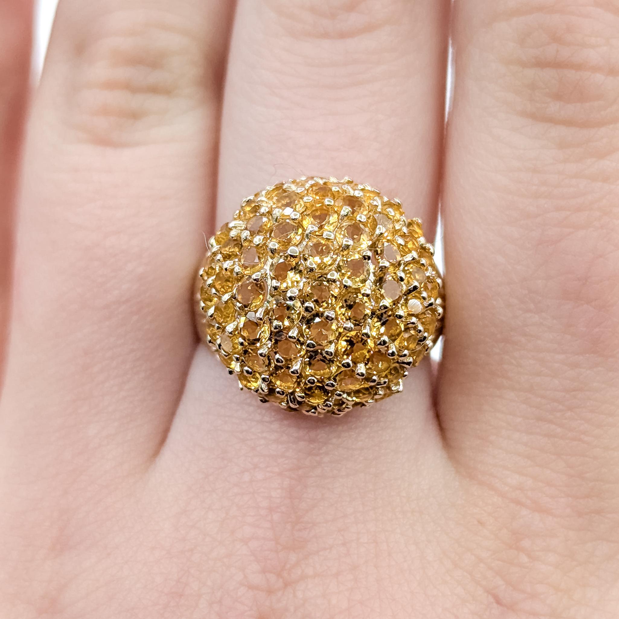 Vintage Dome Cluster Citrine Ring in 14k yellow gold Damen im Angebot