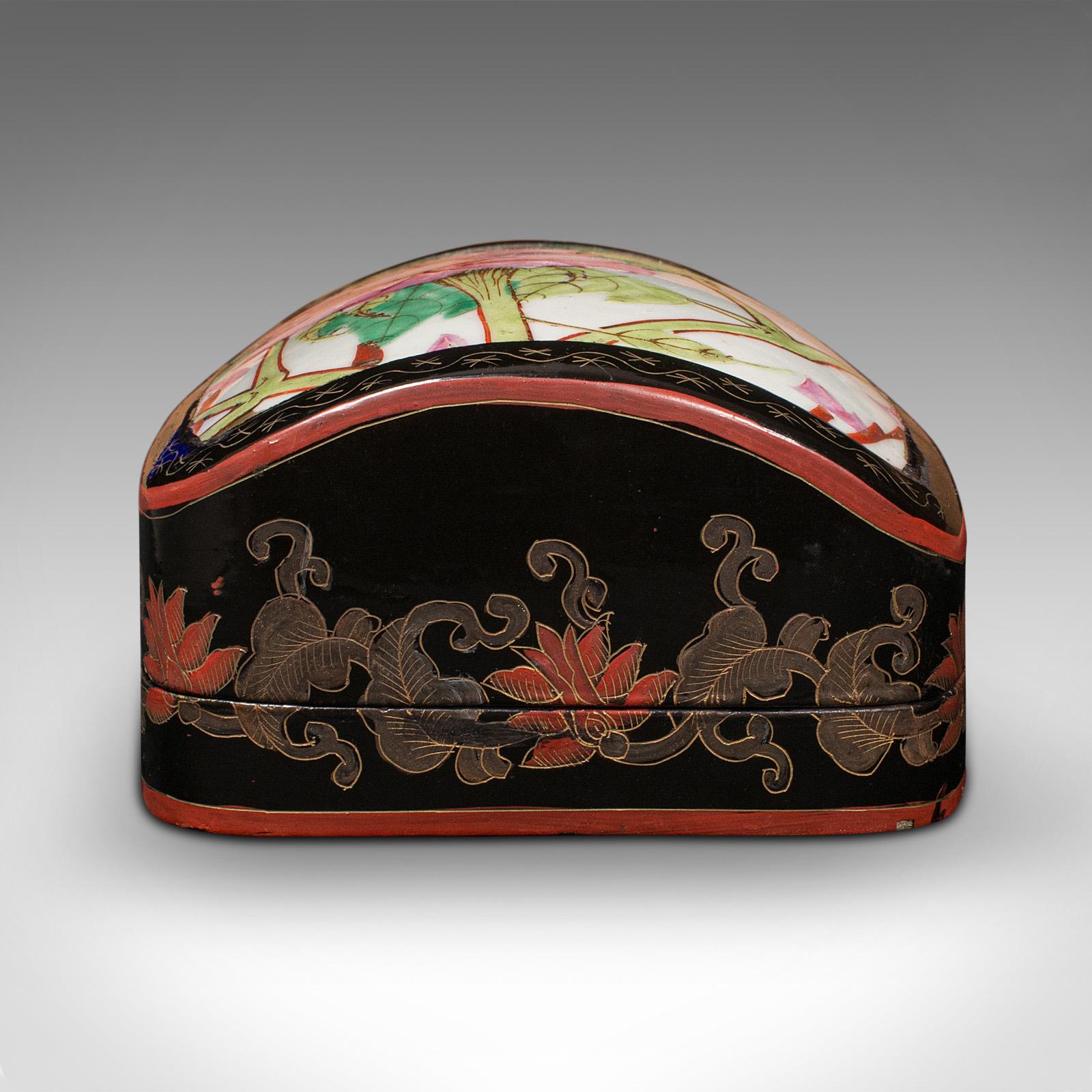 Vintage Dome Top Box, Oriental, Japanned, Trinket, Jewellery Case, Late Art Deco For Sale 1