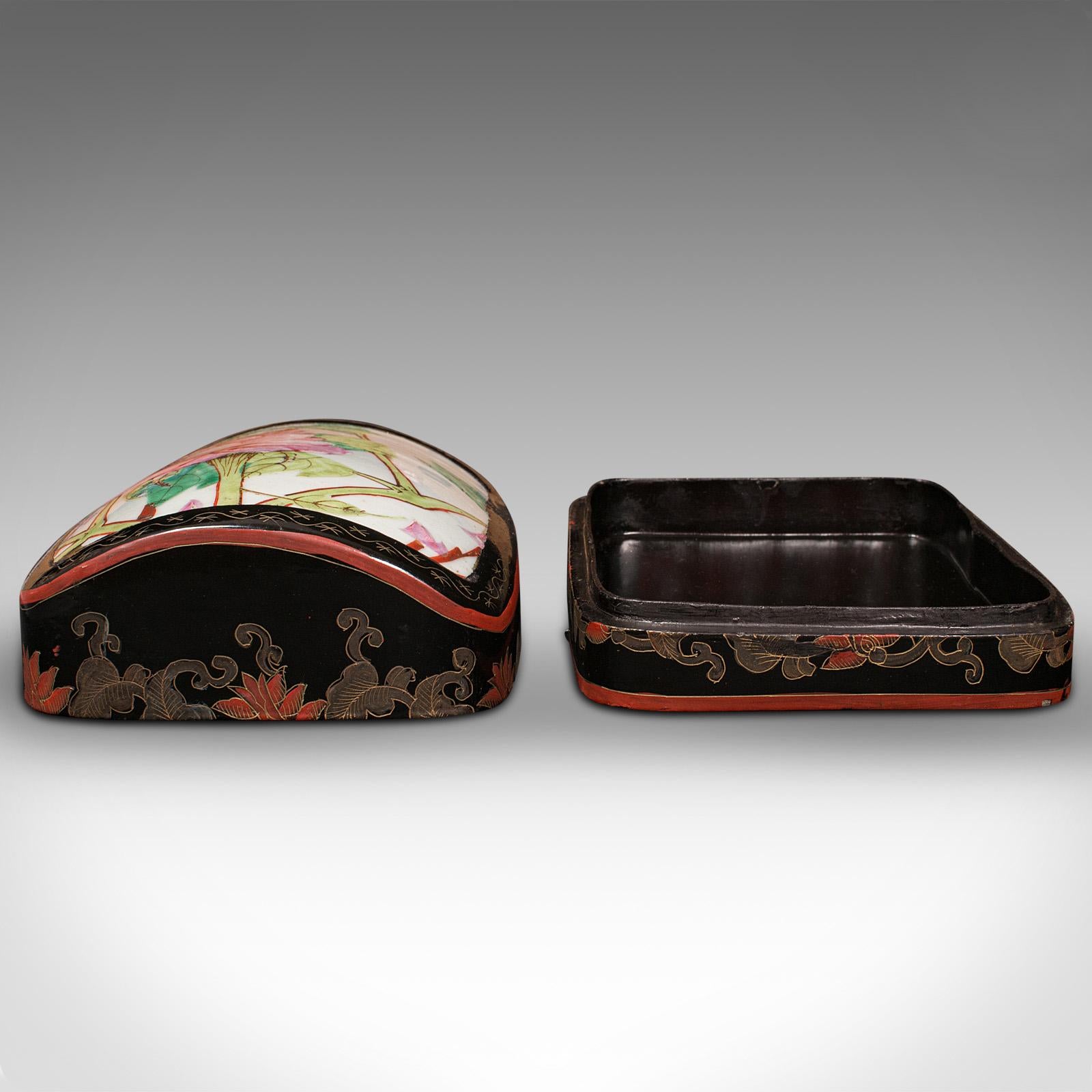 Vintage Dome Top Box, Oriental, Japanned, Trinket, Jewellery Case, Late Art Deco For Sale 2
