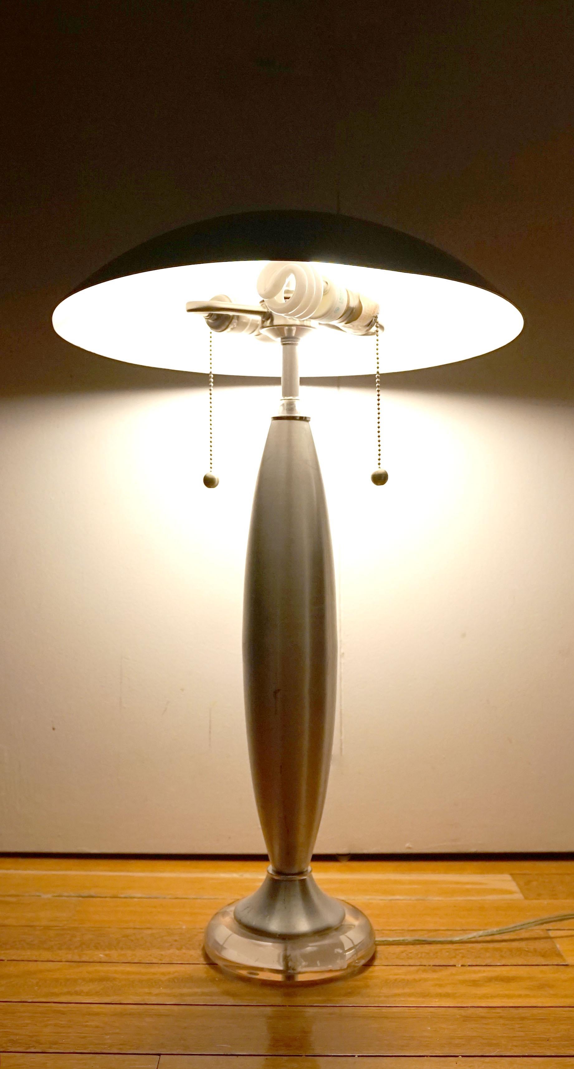Vintage Domed Brushed Steel, Chrome Table Lamp in the Style of Laurel Lamp Co In Good Condition For Sale In Lomita, CA