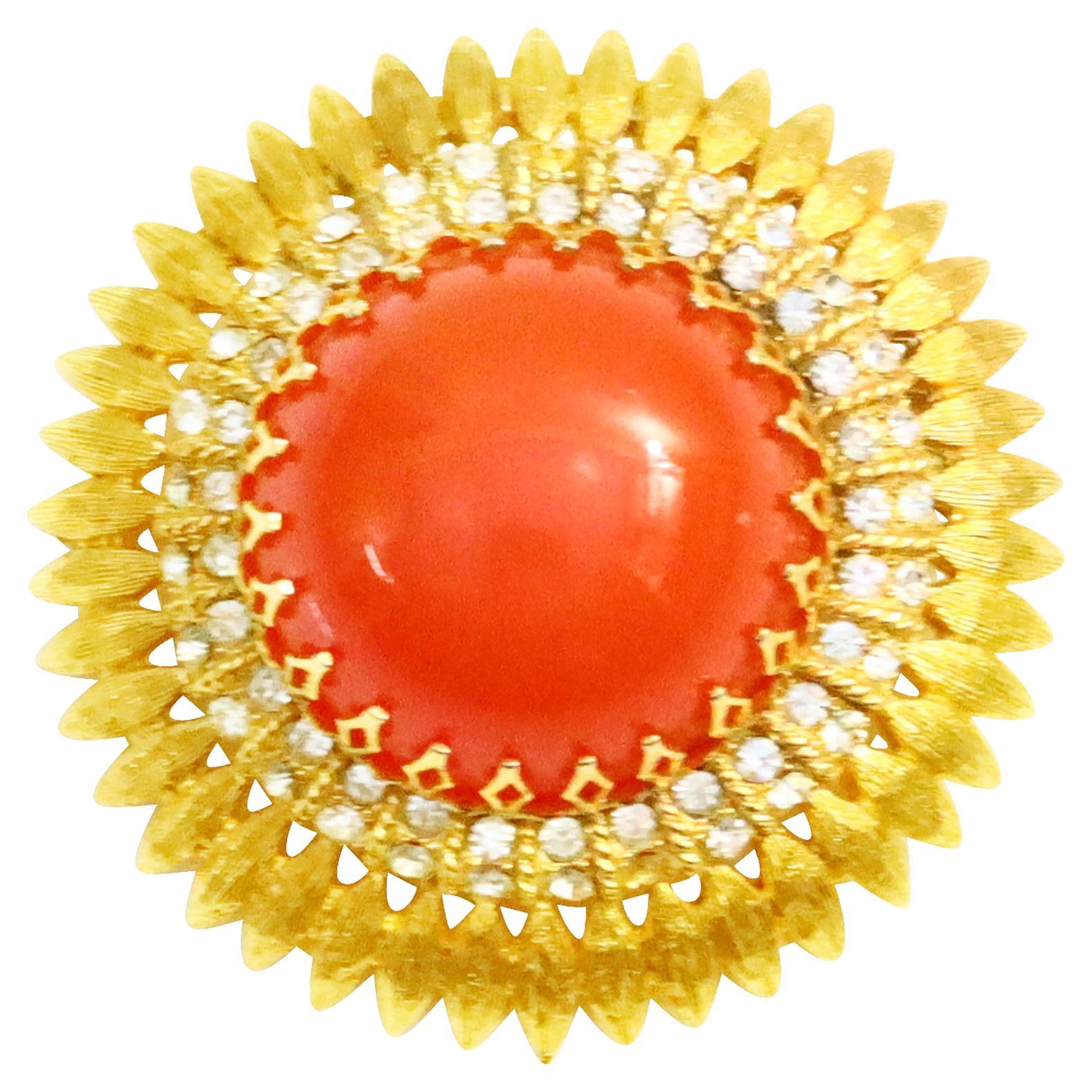Broche vintage en forme de dme en faux corail et diamant