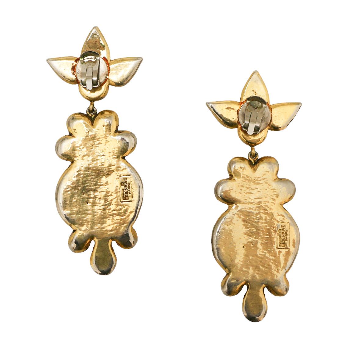 Beautiful clip-on earrings by D. DENAIVE gold-plated pendants
Condition: good
Made in France
Material: resin, crystals
Color: gold, violet, green
Dimensions: 3.5 x 11 cm
Hardware: vintage gold-plated metal 
Stamp: yes
Year: vintage
Details :