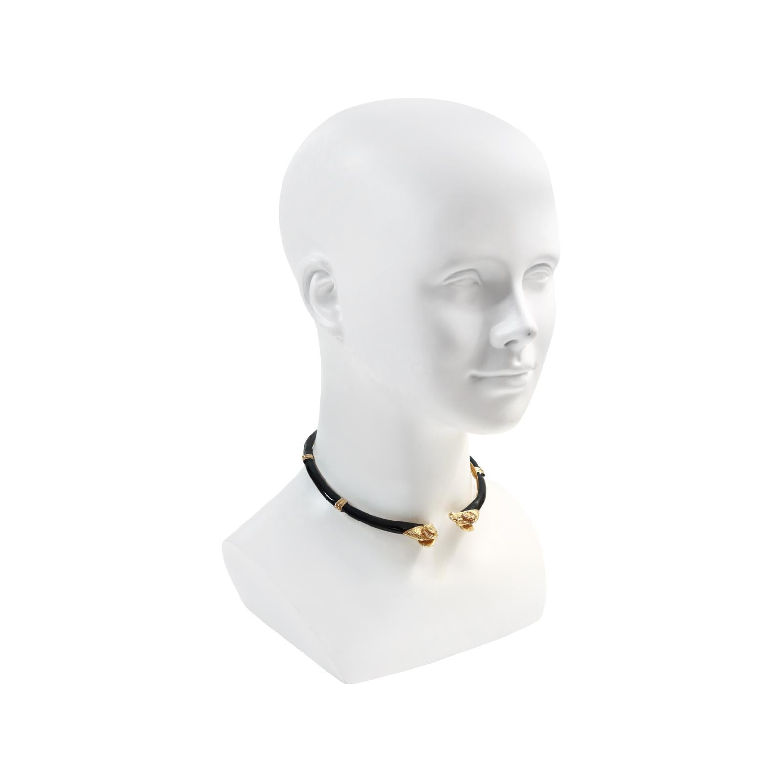 Vintage Donald Stannard Rams Head Choker in Black and Gold Circa 1980s en vente 8