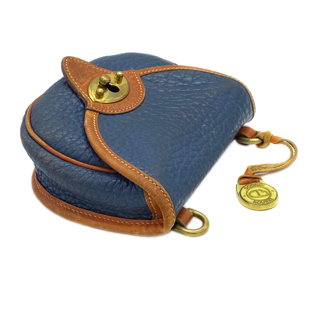 Vintage DOONEY & BOURKE Calvary Mini Crossbody Bag In Good Condition For Sale In Atlanta, GA