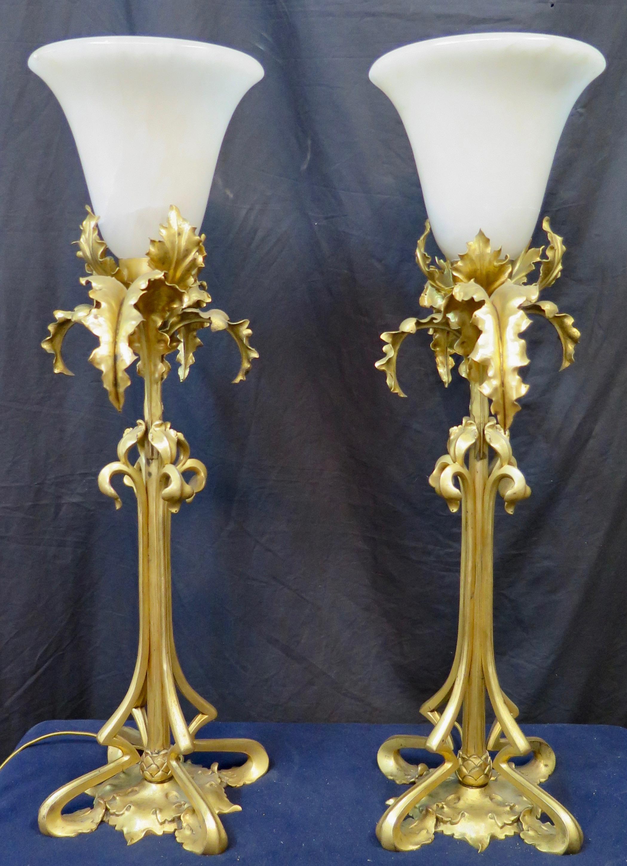 Vintage Doré Bronze and Alabaster Art Nouveau Period Lamps Pair For Sale 4