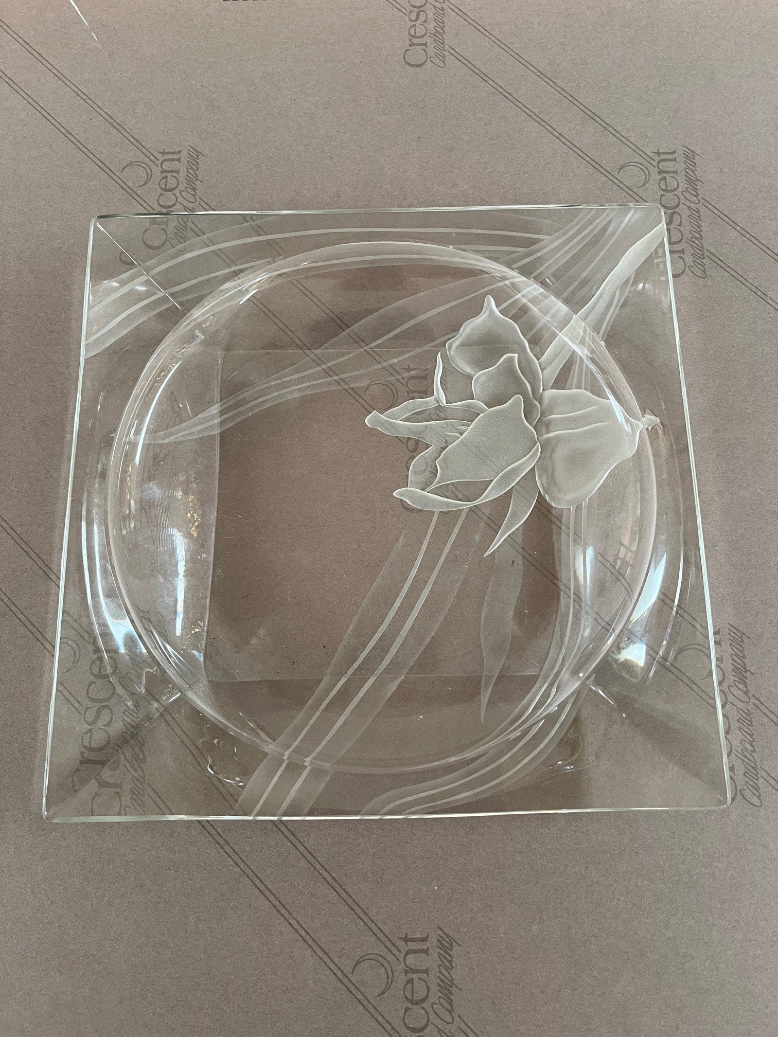 Carved Vintage Dorothy Thorpe Etched Glass Platter, Tray Signed by Dorothy Thorpe For Sale
