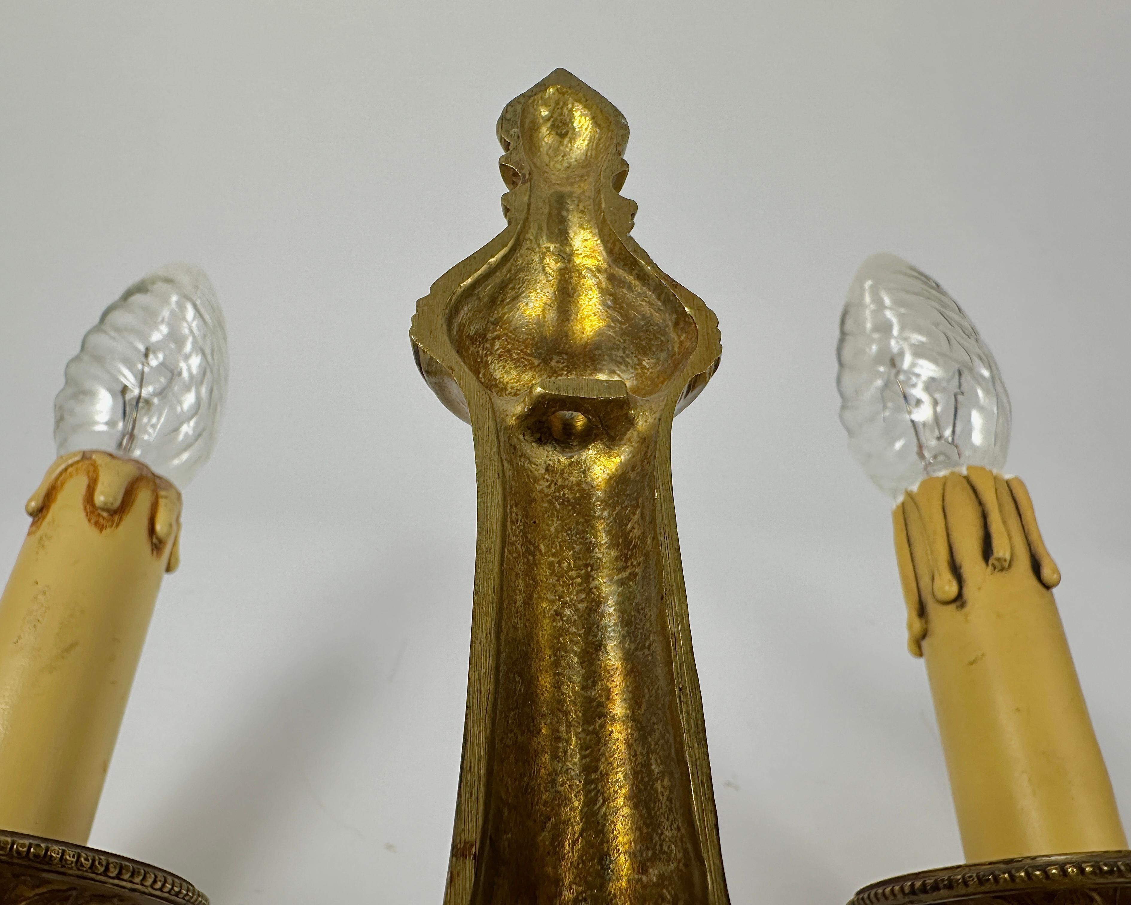 Apliques de pared vintage de doble brazo en bronce dorado, set 2 en venta 1