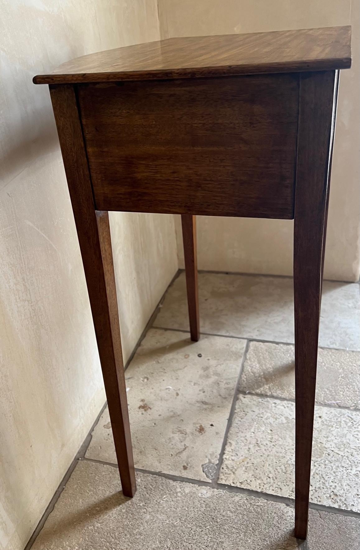 Vintage Double Drawer Federal Style Side Table With Inlaid Wood 2