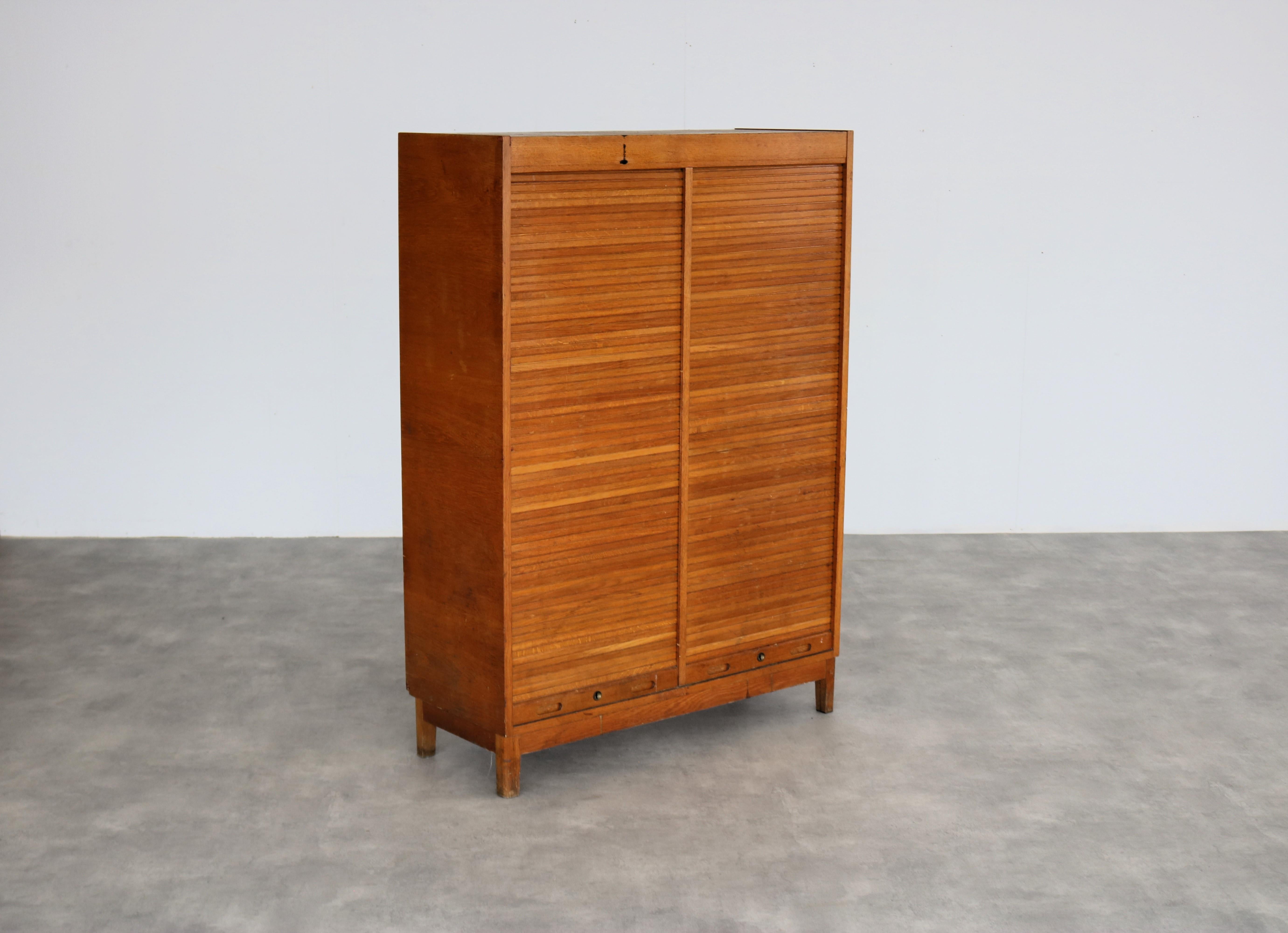 vintage double filing cabinet  cupboard  1950s  Swedish In Good Condition In Lemmer, NL