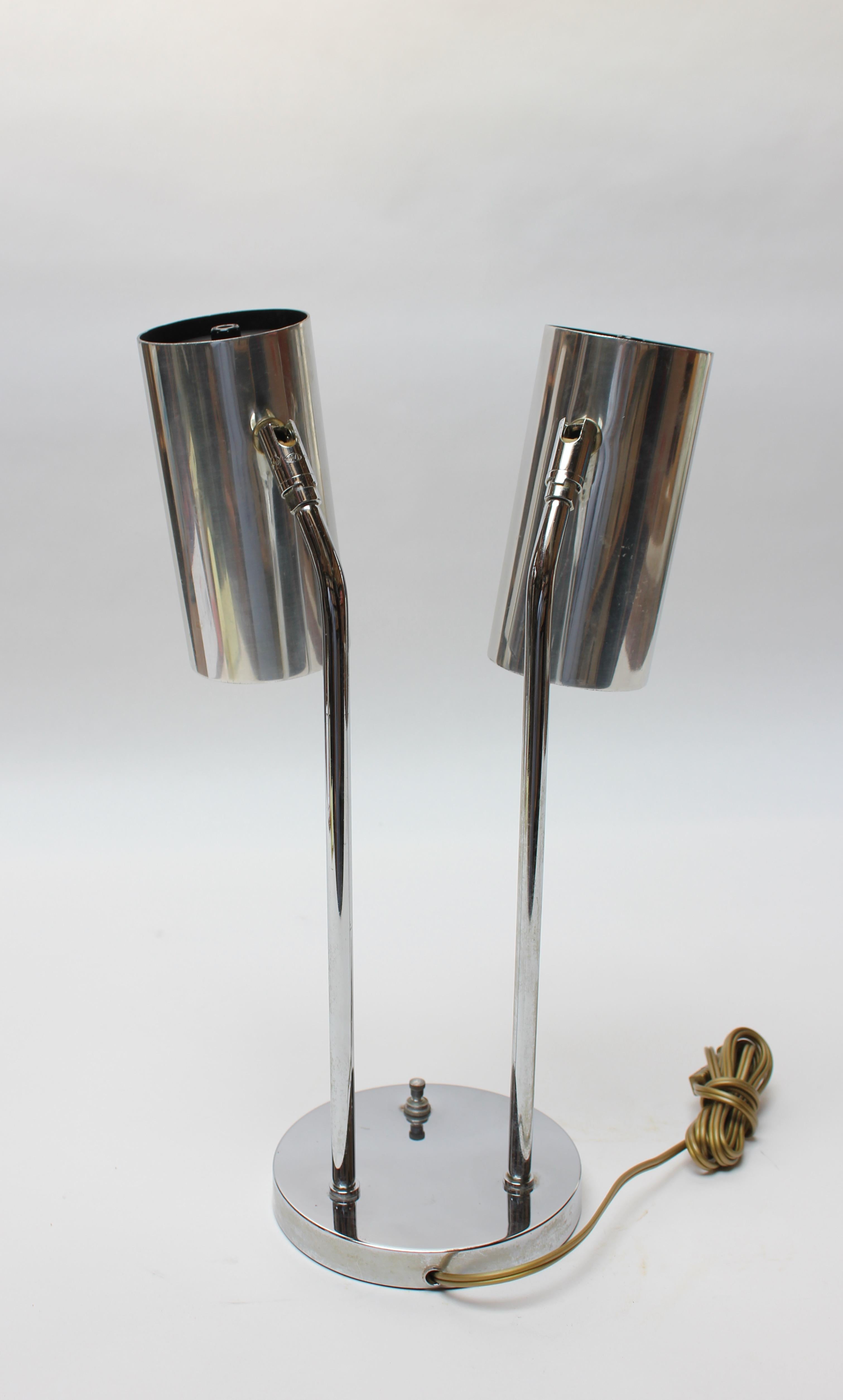 Verstellbare verstellbare Vintage-Tischlampe aus Chrom von Robert Sonneman, Doppel-Fassung im Angebot 3