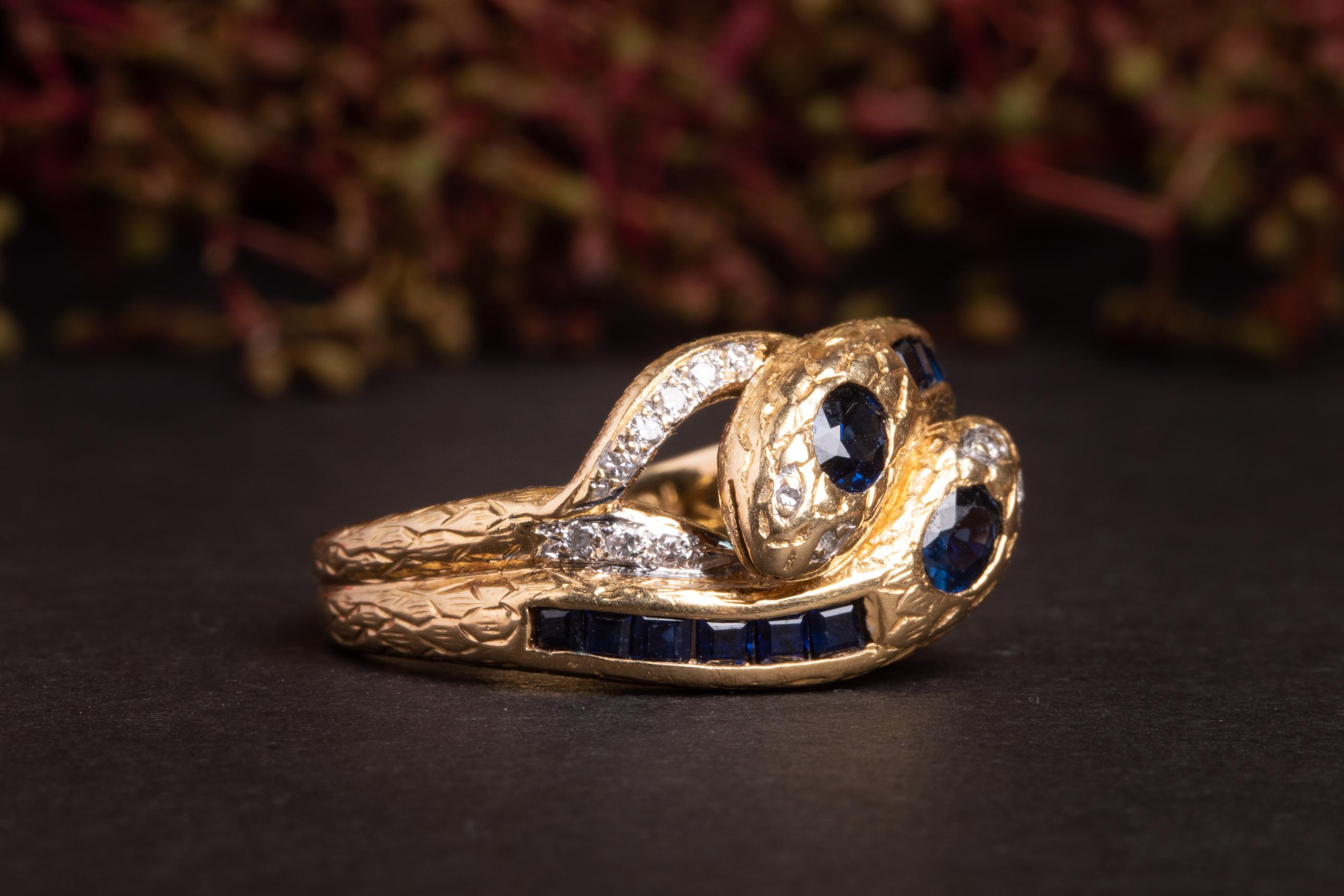 Art Deco Vintage Double Headed 18k Gold Sapphire and Diamond Snake Ring
