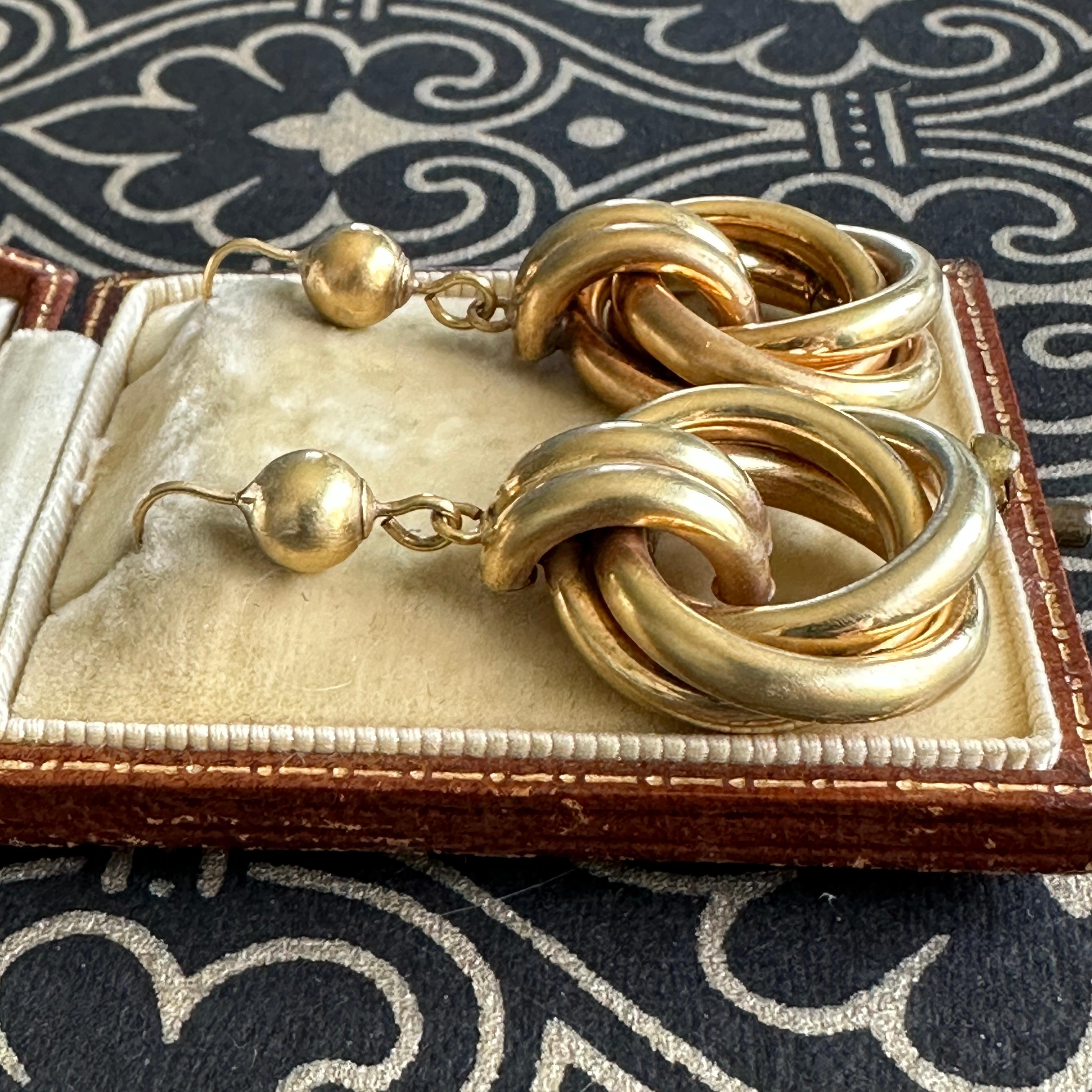 Vintage Double Loop 9K Yellow Gold Earrings For Sale 3