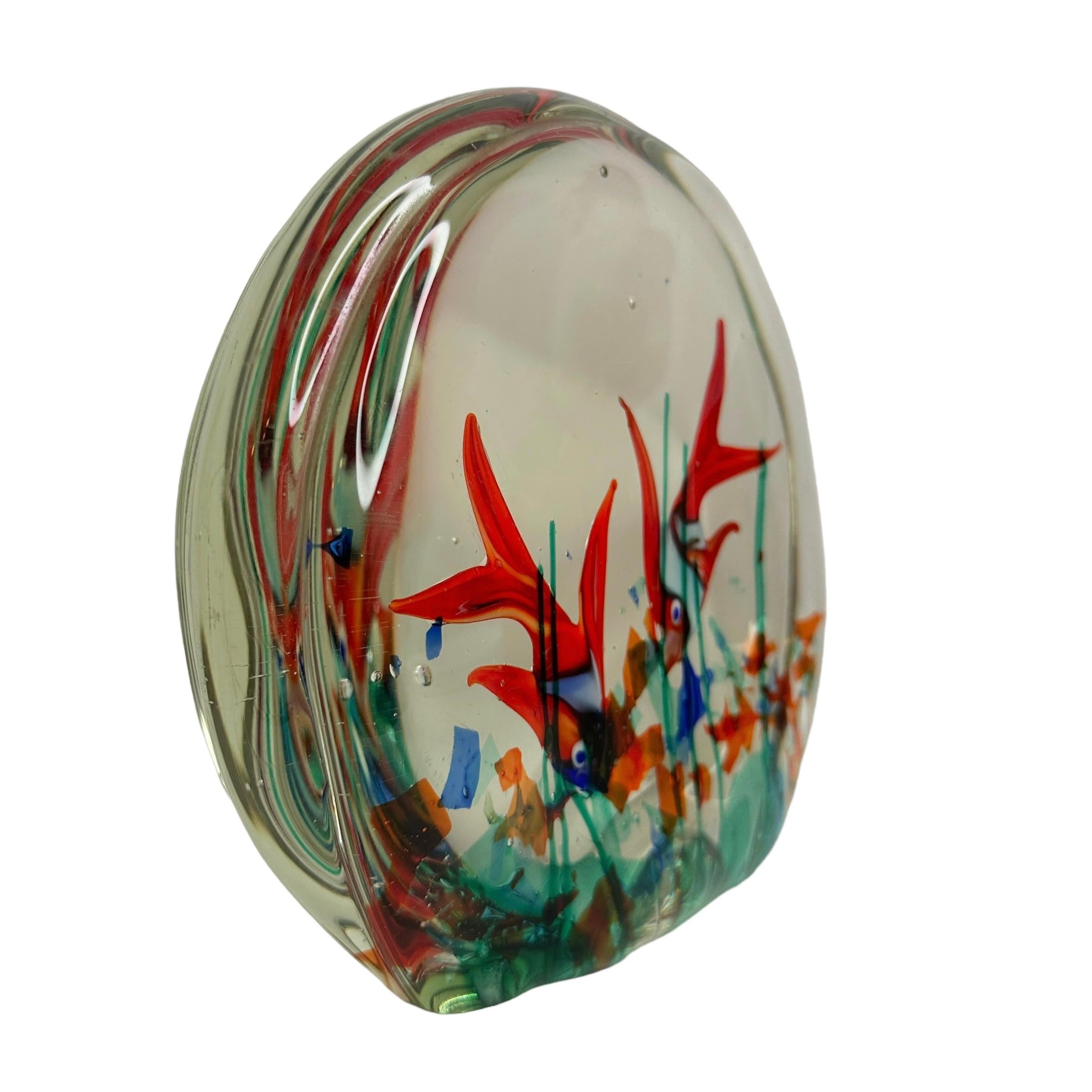 Doppelseitige Vintage-Aquarium-Skulptur mit zwei Fischen, Murano, Italien, 1970er Jahre (Handgefertigt) im Angebot