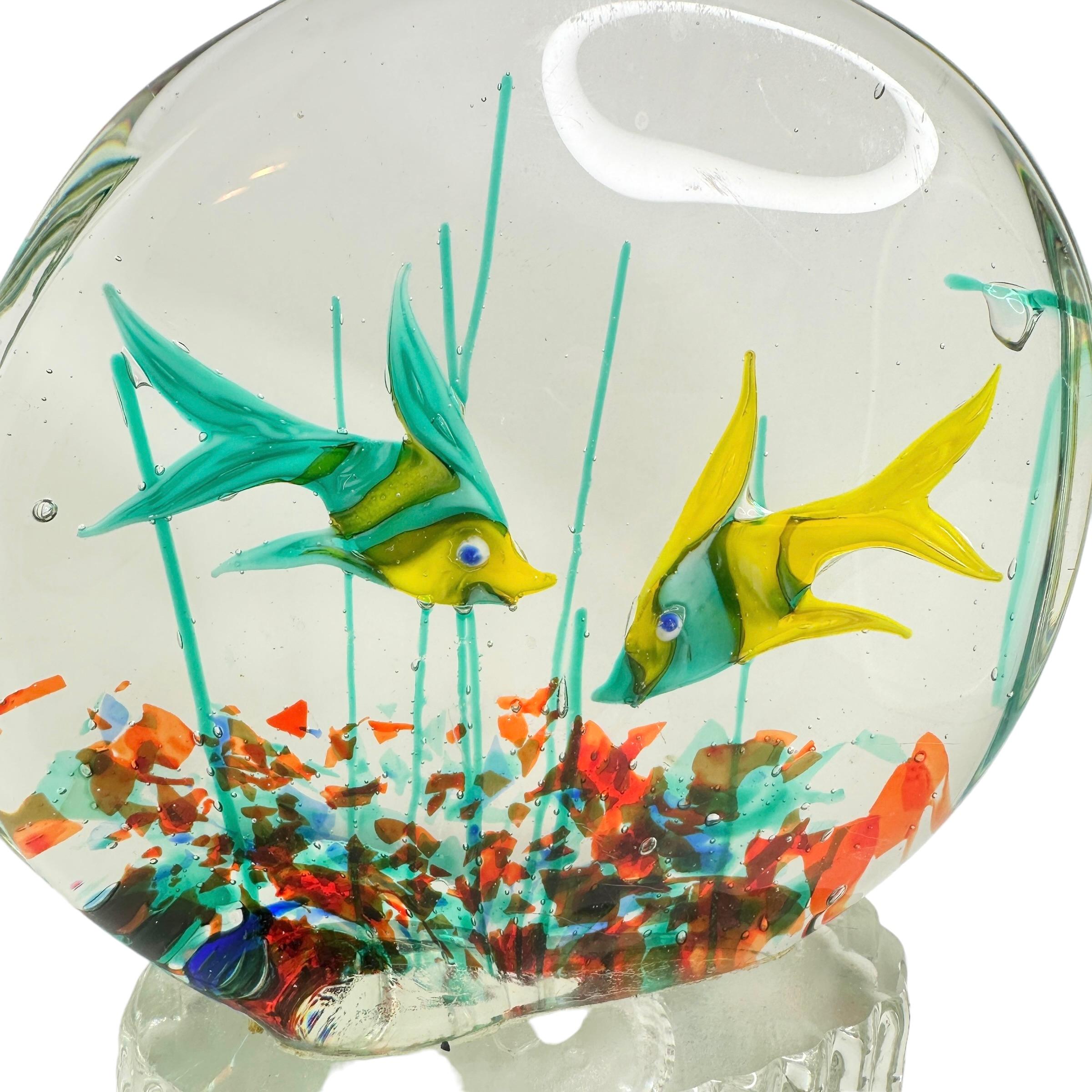 Hand-Crafted Vintage Double Side Two Fish Aquarium Sculpture on Base, Murano, Italy, 1970s For Sale