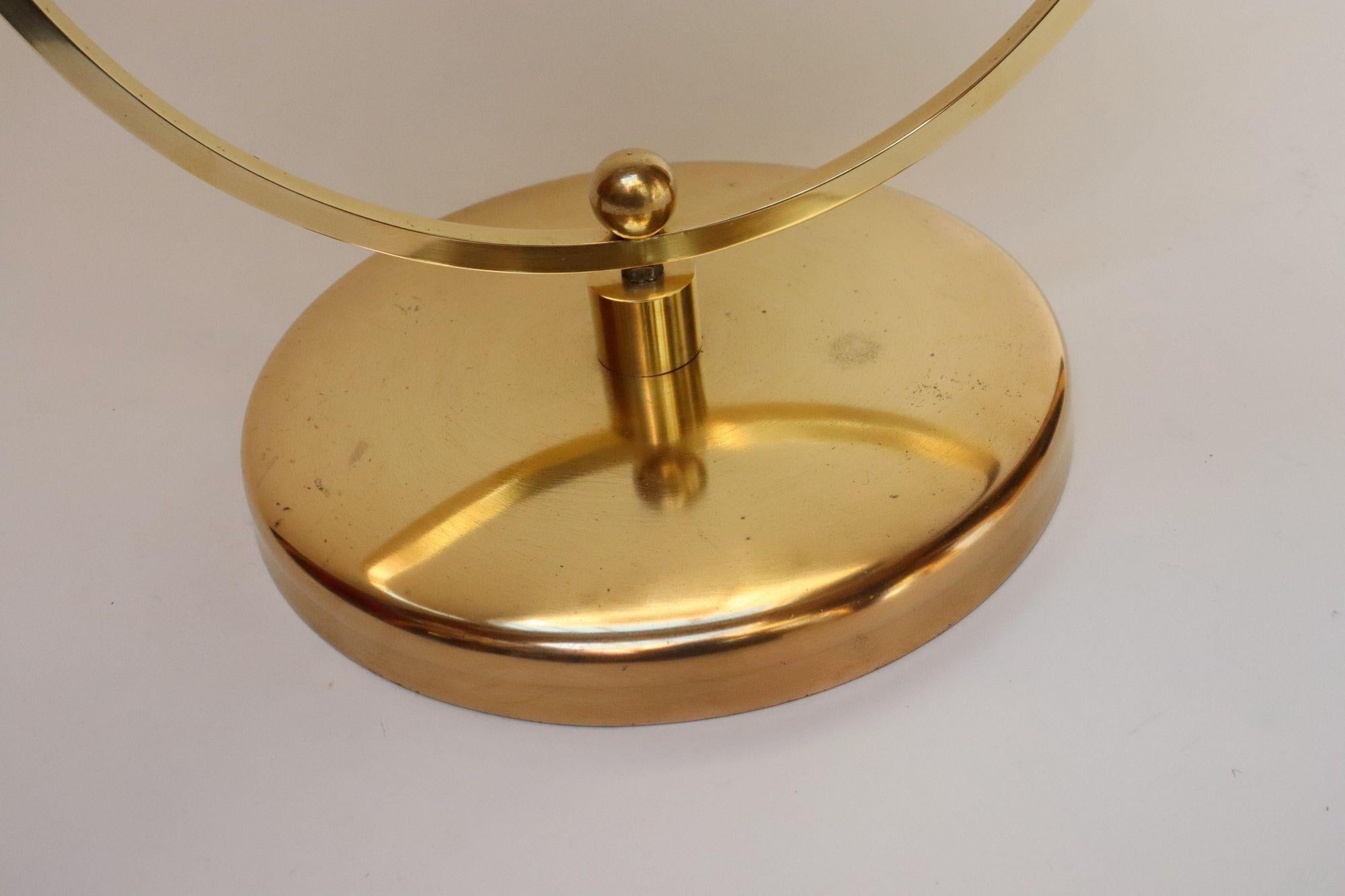 Vintage Beidseitiger Kosmetikspiegel aus Messing und Lucite von Charles Hollis Jones im Angebot 9