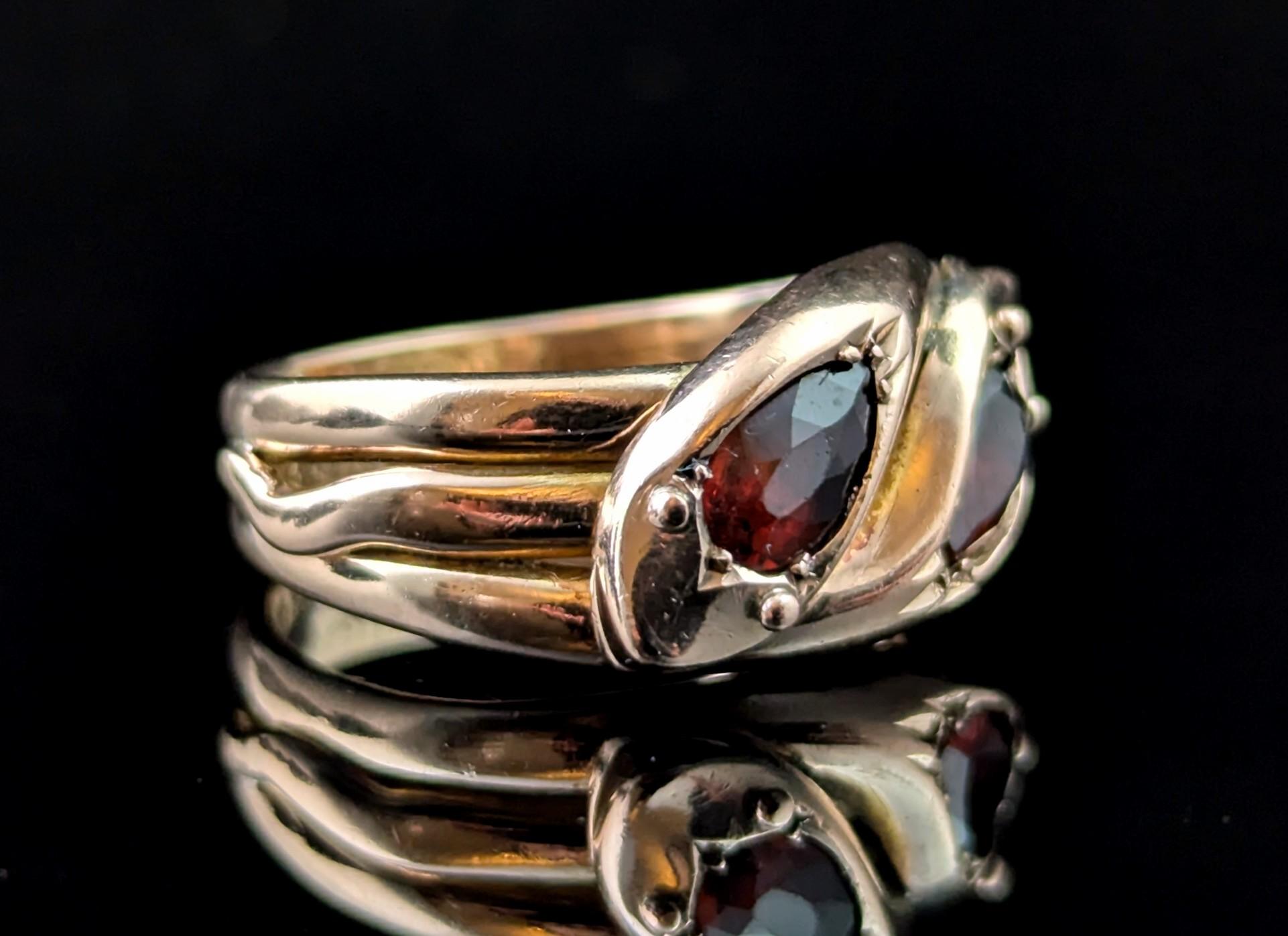 Vintage Double snake ring, Garnet, 9k rose gold 3