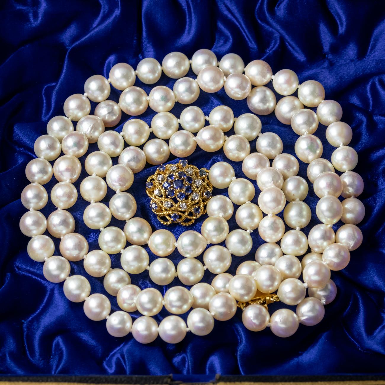 Vintage Double Strand Pearl Necklace Sapphire Diamond Clasp For Sale 1
