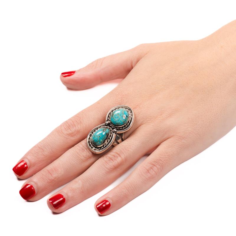 Vintage Double Turquoise Stone Sterling Silver Ring In Good Condition For Sale In Houston, TX