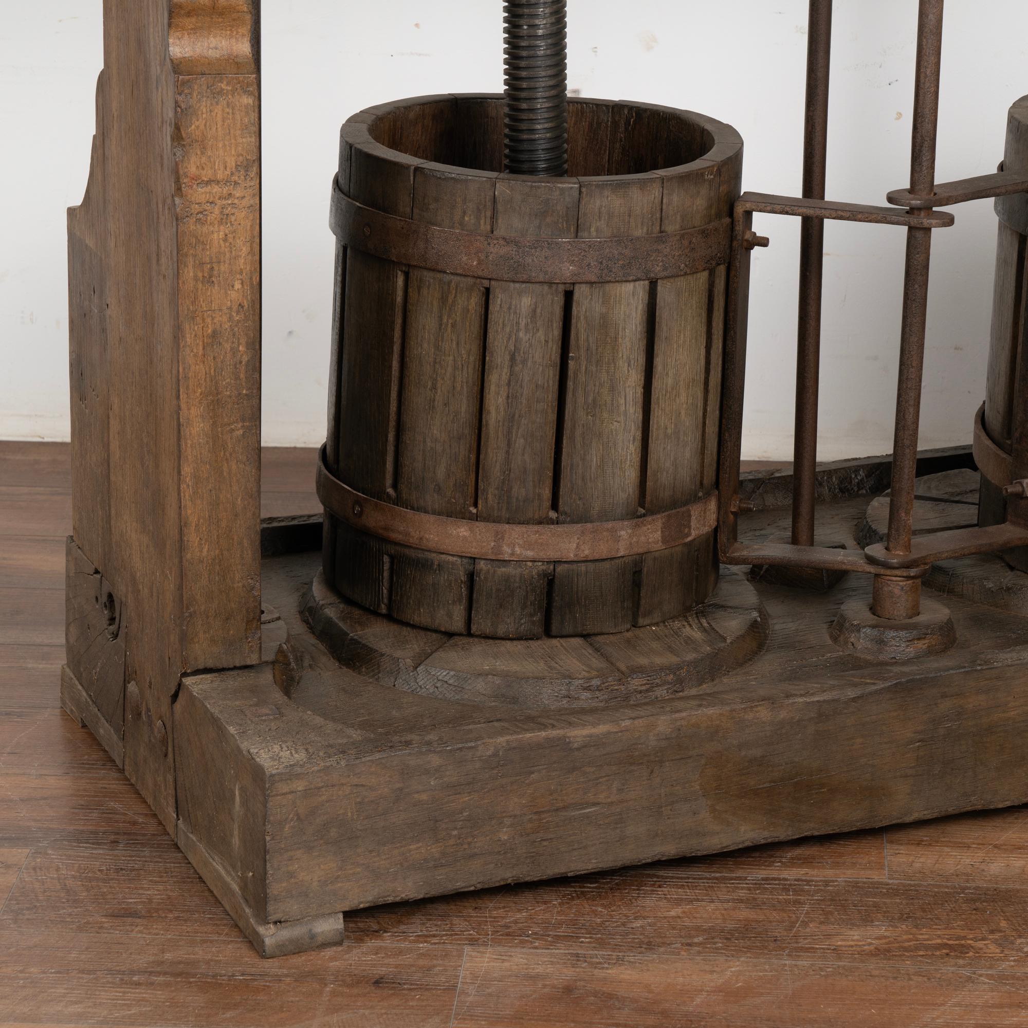 20th Century Vintage Double Wine Press Standing Bar Wine Tasting Table, circa 1900 For Sale