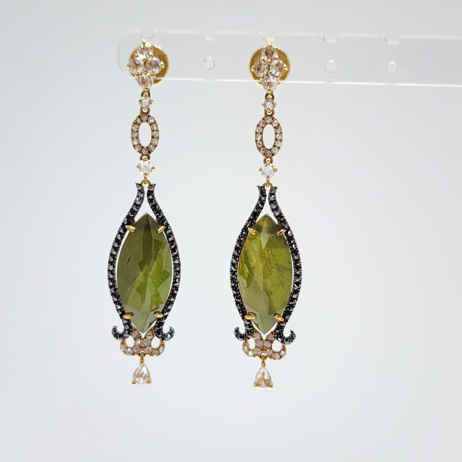 Vintage-Ohrring mit 9,57 Karat Turmalin und Bergkristall-Diamant, 18 Karat im Zustand „Neu“ im Angebot in Hong Kong, HK