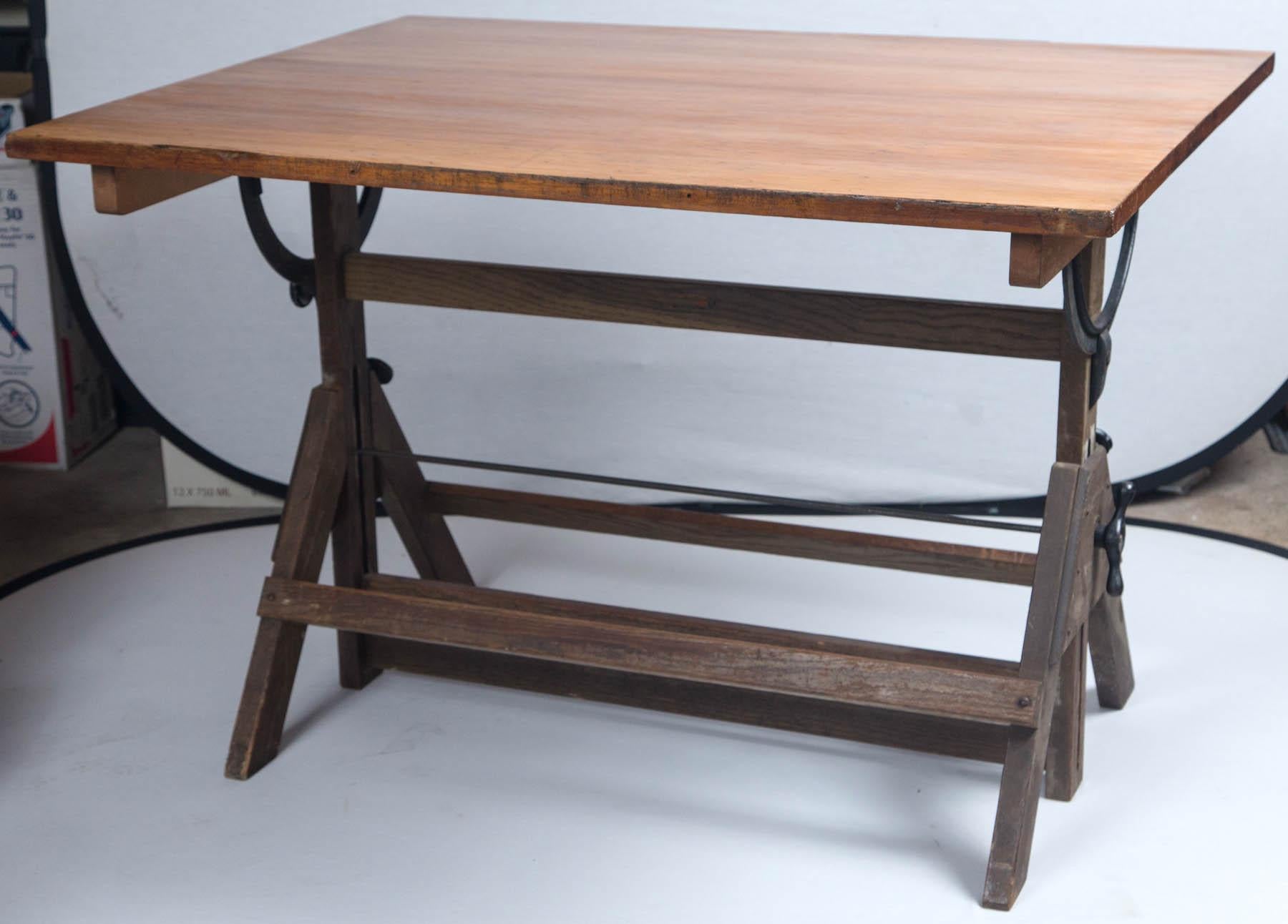 Vintage Drafting Table by Hamilton, circa 1940 In Good Condition In Chappaqua, NY