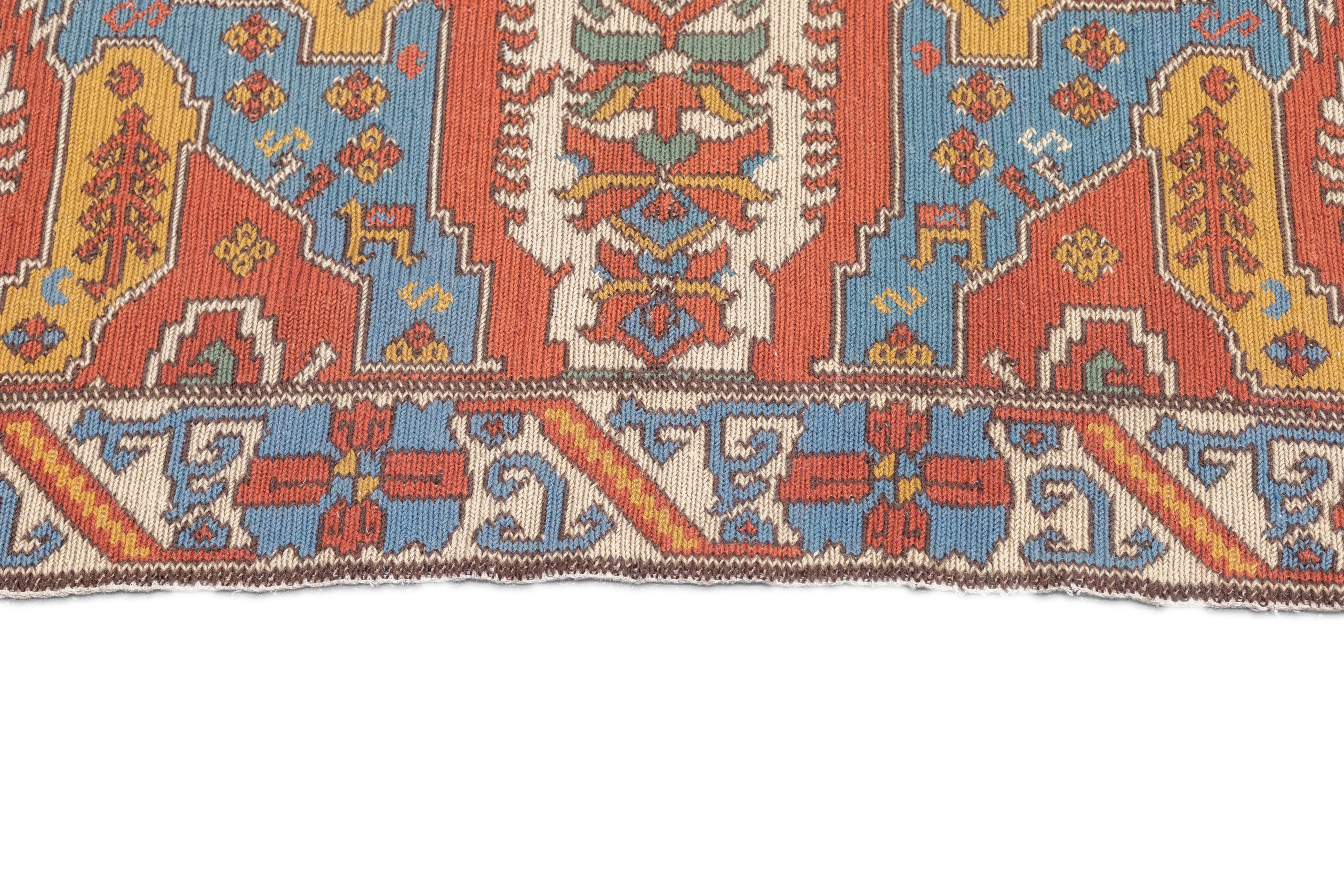Vintage Drachen-Sumak-Teppich 4'11'' x 8'2'' im Zustand „Gut“ im Angebot in New York, NY