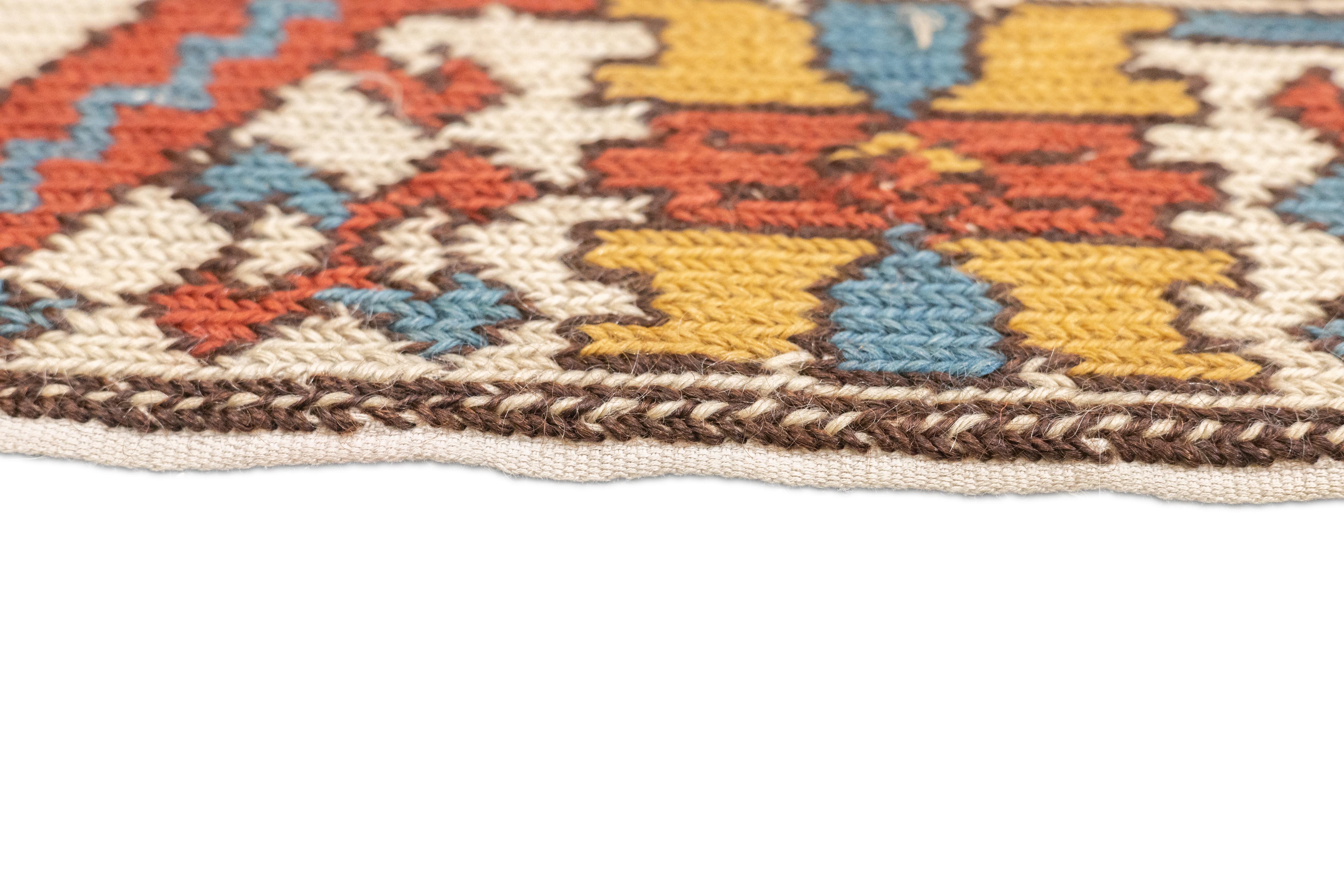 Vintage Drachen-Sumak-Teppich 4'11'' x 8'2'' (Wolle) im Angebot