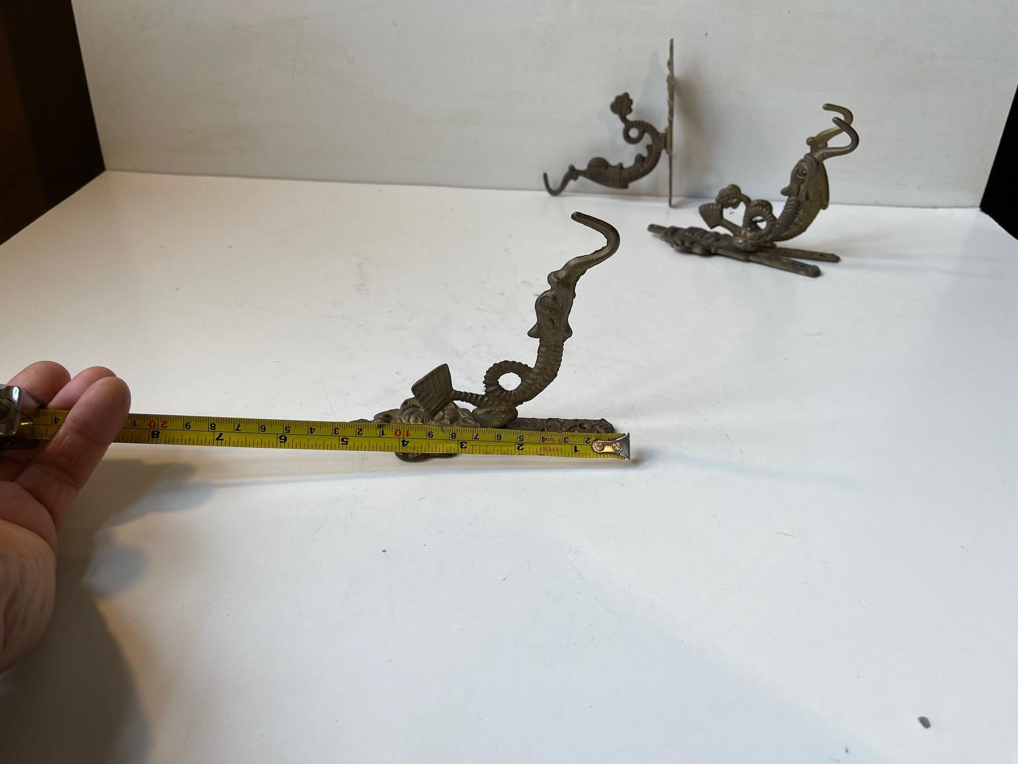 Vintage Dragon Wall Hooks in Brass, 1970s, set of 4 For Sale 2