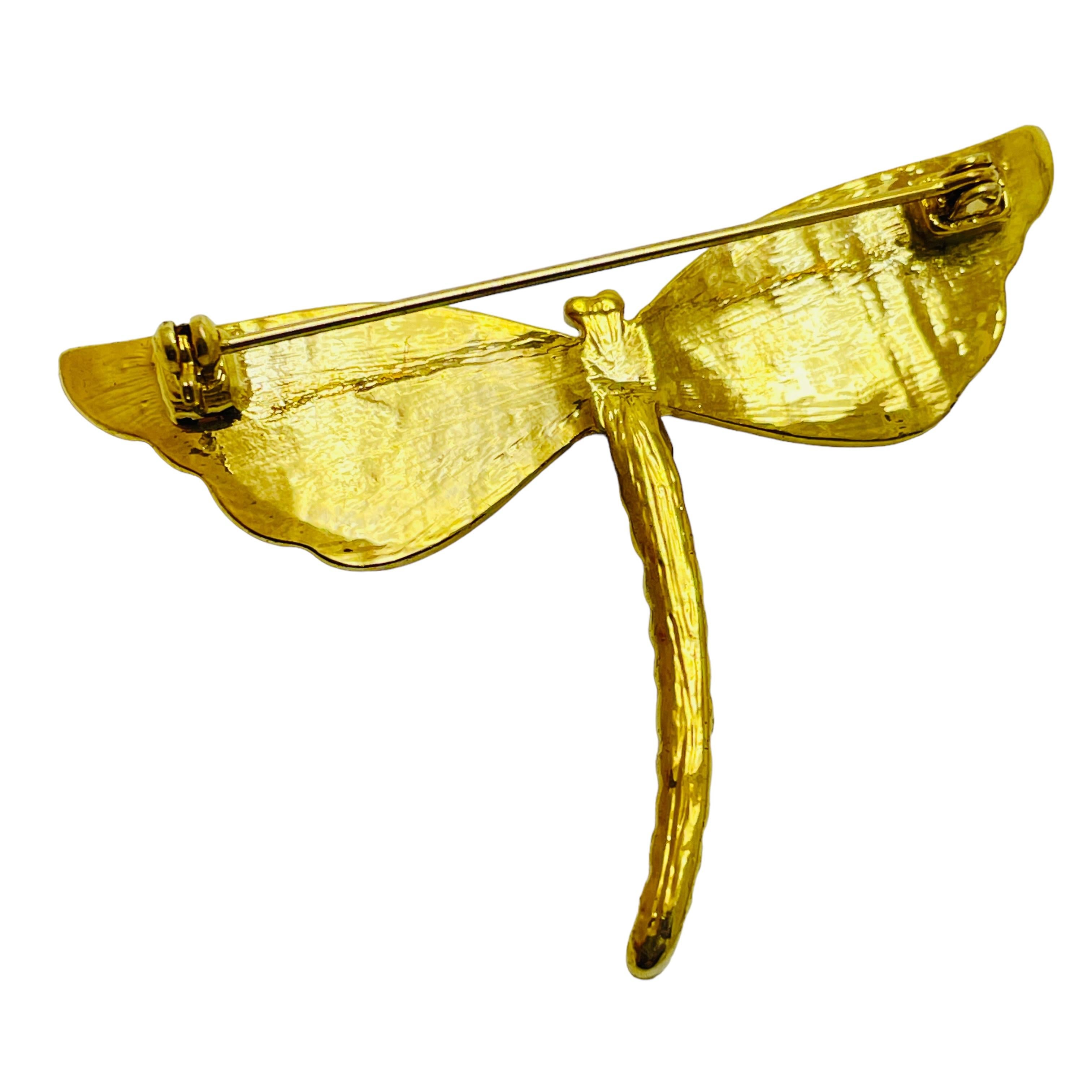 Vintage dragonfly gold tone enamel designer brooch In Good Condition For Sale In Palos Hills, IL