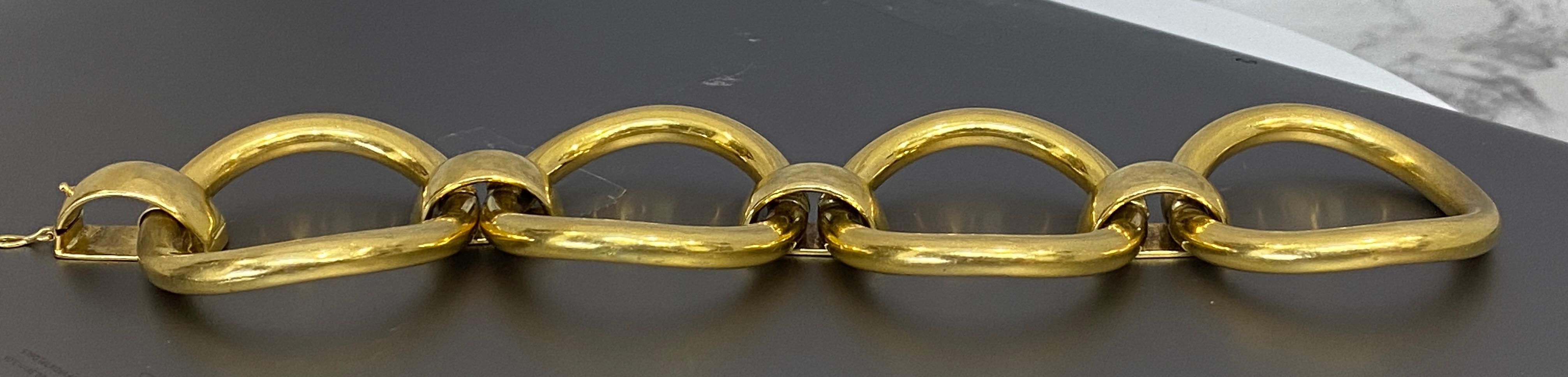 Bracelet vintage et dramatique à maillons ronds surdimensionnés en or jaune 18 carats en vente 9
