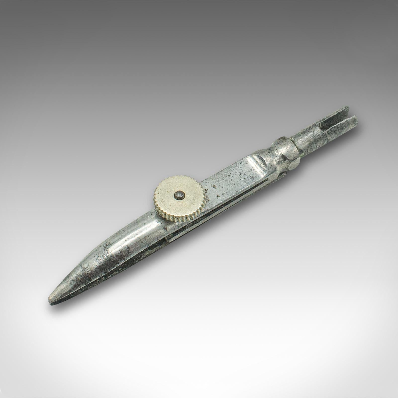 Nickel Ensemble de dessinateurs vintage, Allemagne, instruments de dessin, outils, pratique Richter en vente