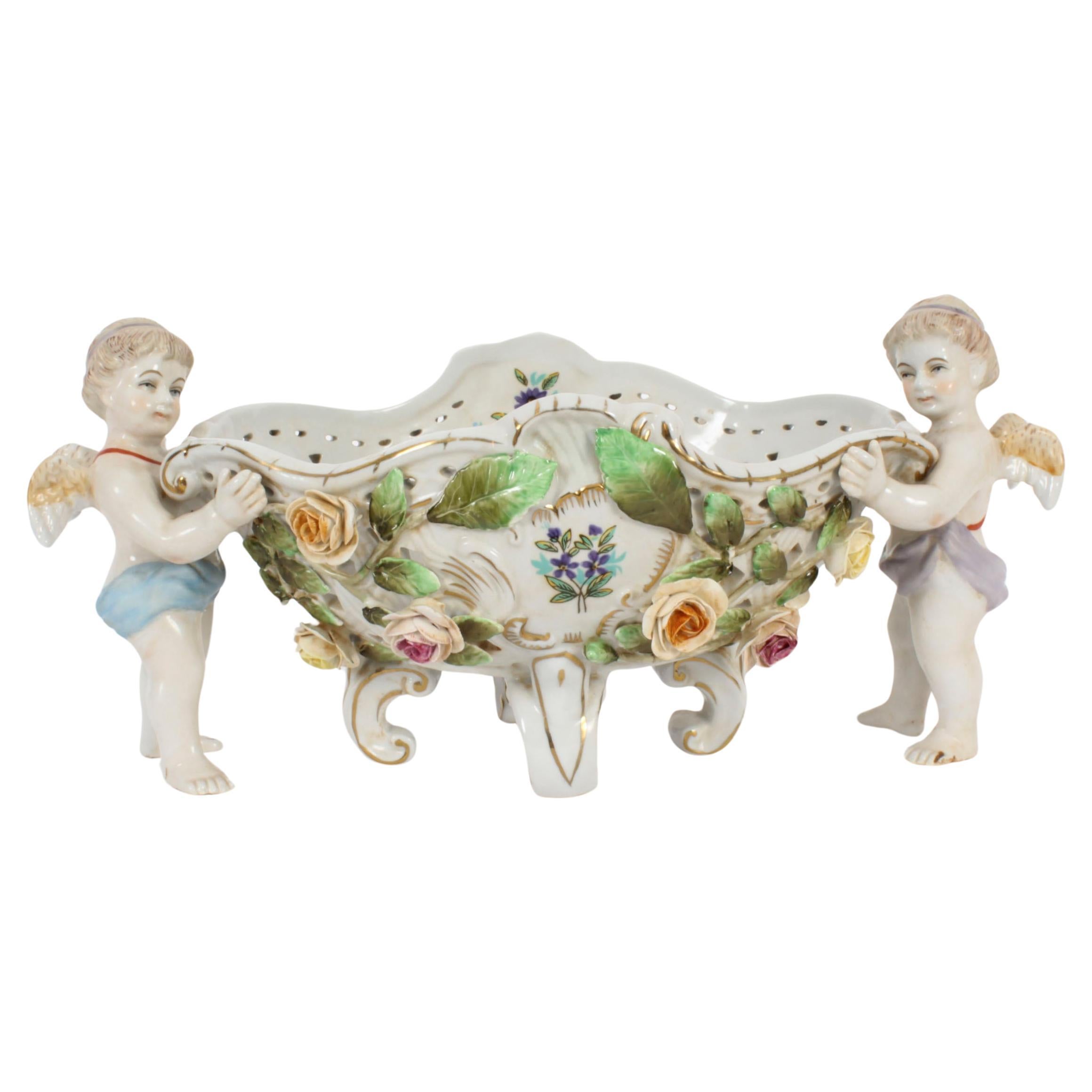 Centre de table vintage en porcelaine de style Dresde 20ème siècle en vente