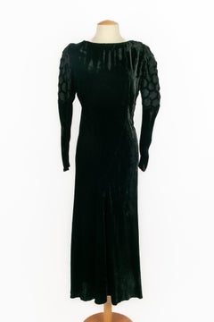 Vintage dress unsigned