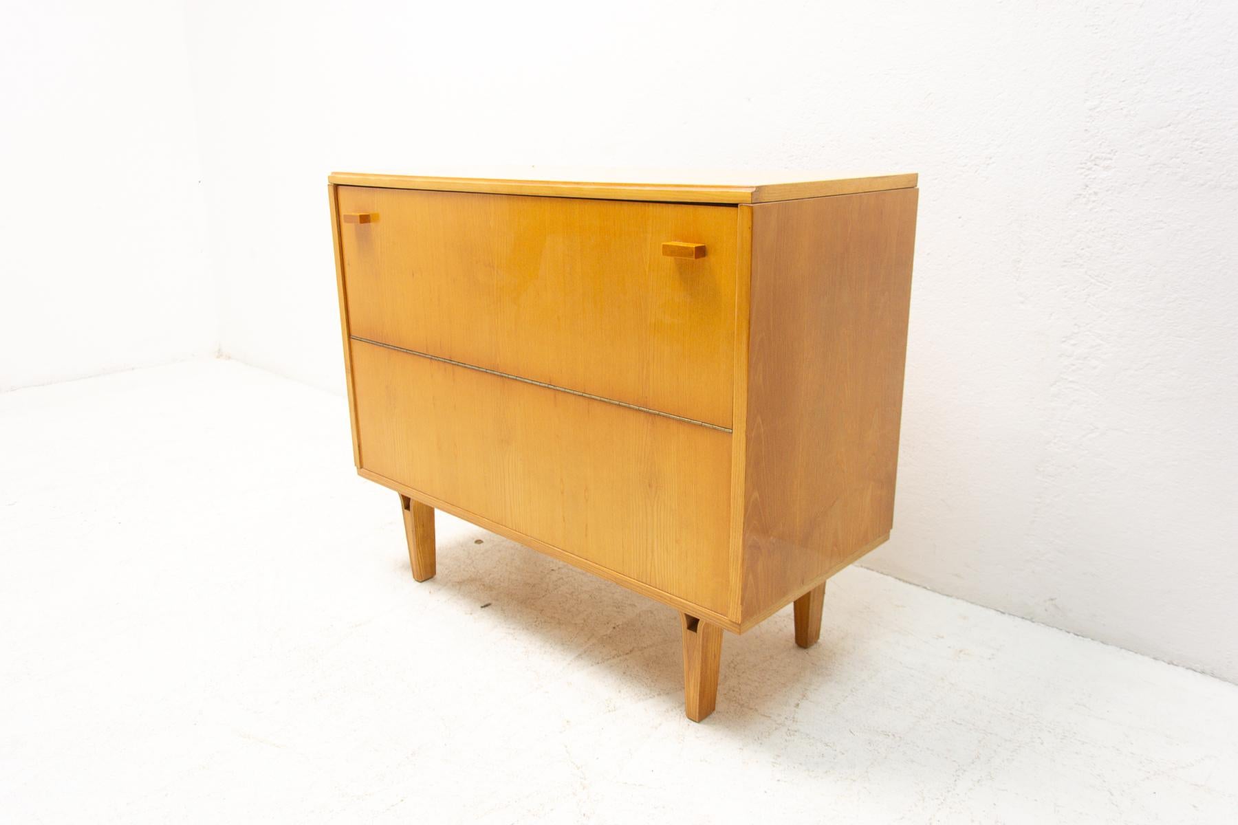  Vintage Dressers by Frantisek Mezulanik, Nový Domov, 1970´S, Set of Two For Sale 5