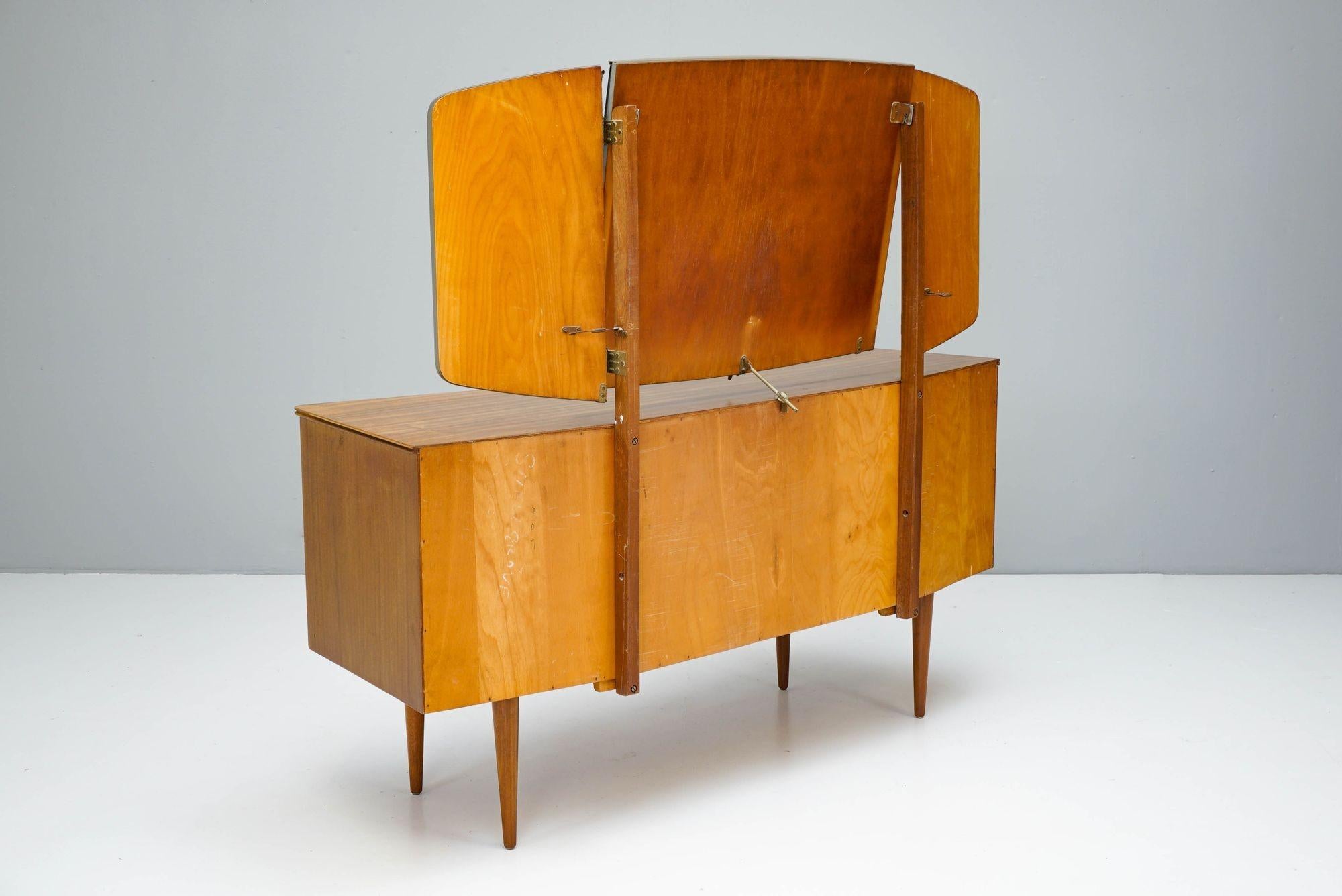 Vintage Dressing Table by Uniflex en vente 2