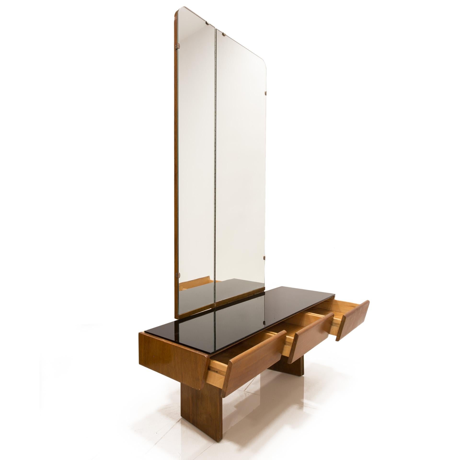 Bauhaus Vintage Dressing Table with Mirror by Jindřich Halabala