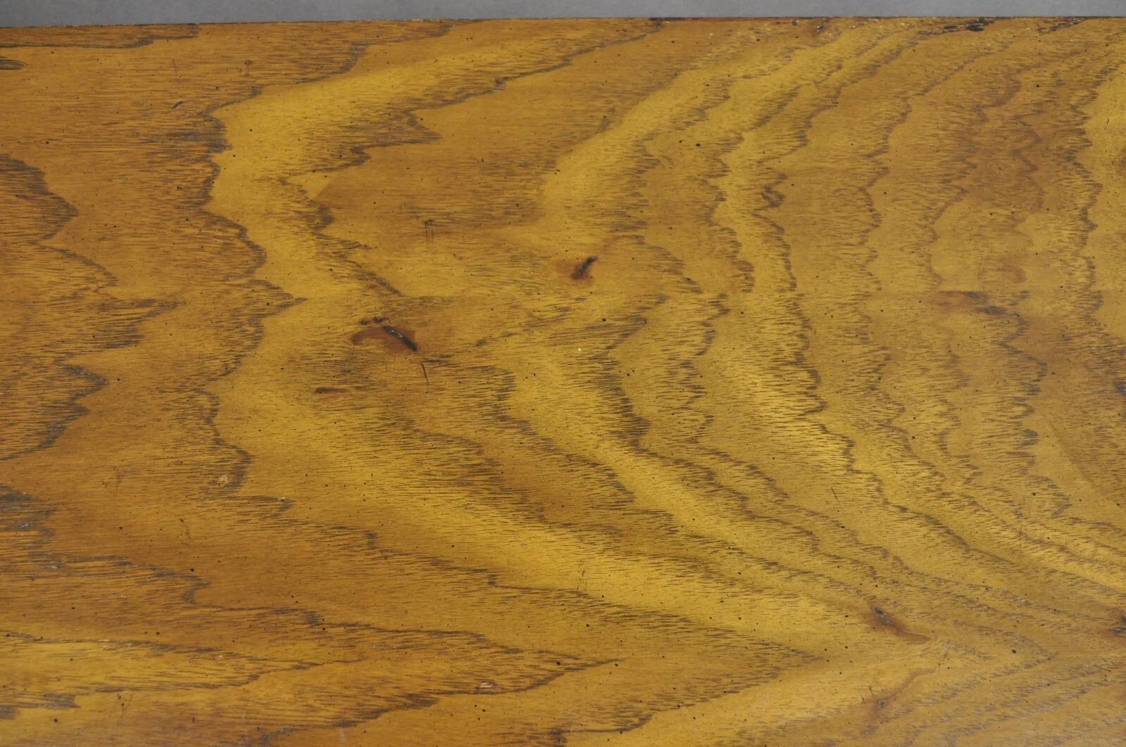 XX secolo Vintage Drexel Accolade Campaigner Stile Pecan 9 Cassetti Credenza Cassettone in vendita