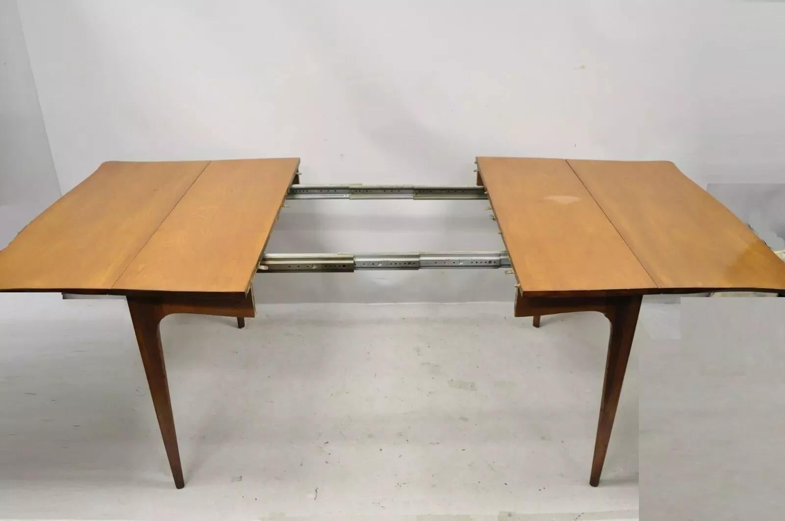 Vintage Drexel Dateline John Van Koert Mahagoni-Esstisch mit ausziehbarem Ausziehtisch (Moderne der Mitte des Jahrhunderts) im Angebot
