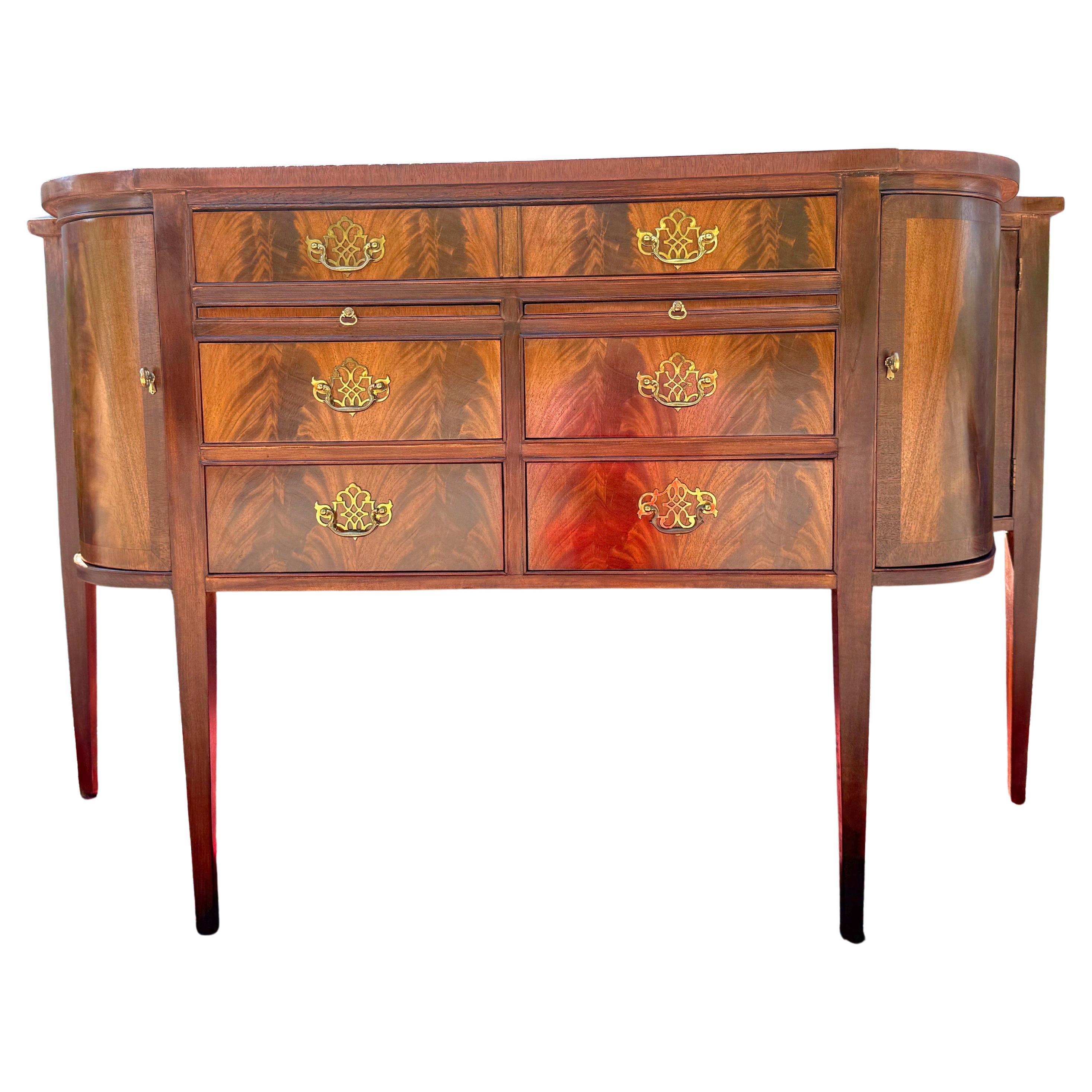 Buffet vintage Drexel Federal/Hepplewhite style flamme en acajou