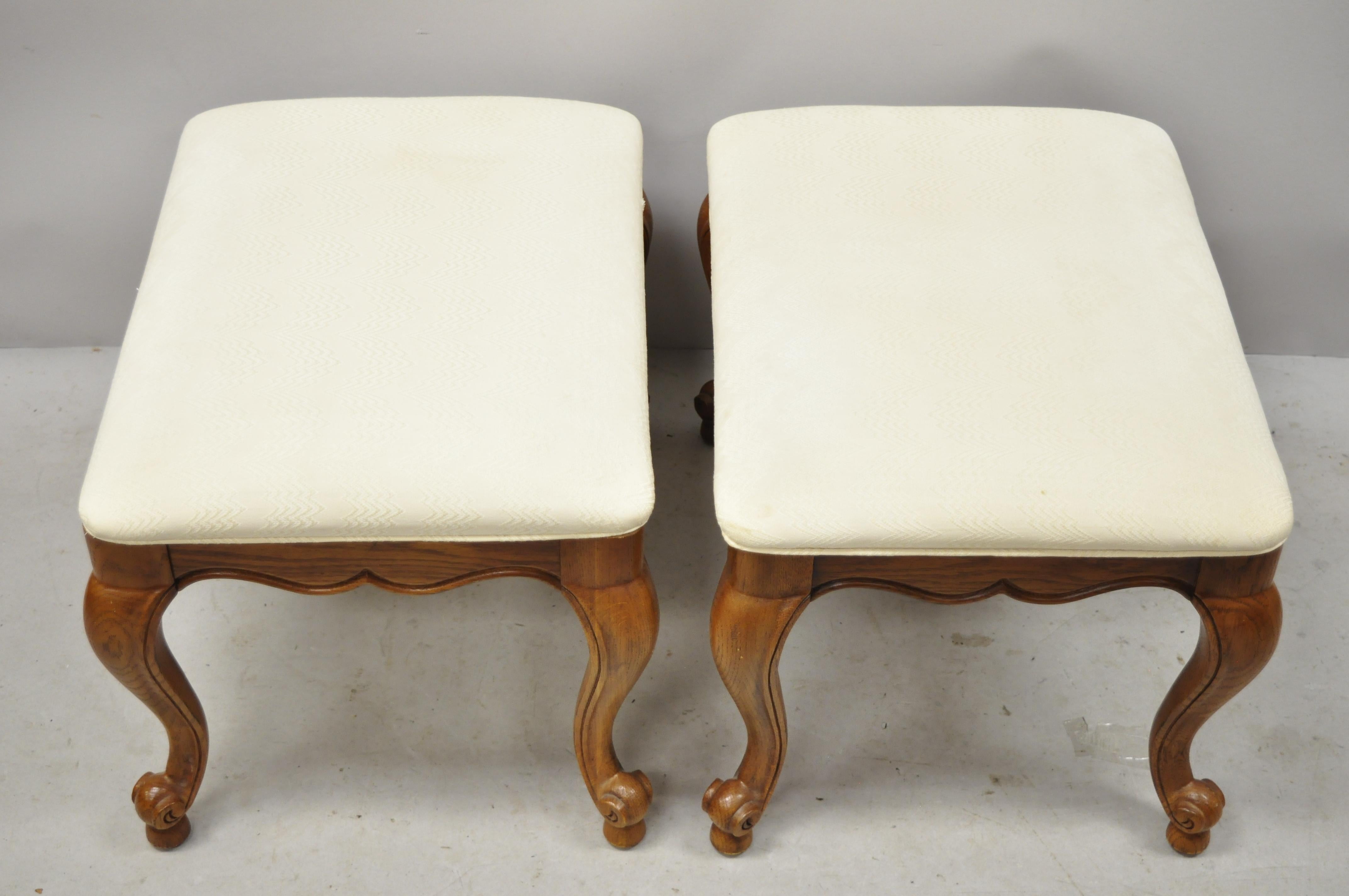 Vintage Drexel French Provincial Oakwood Cabriole Leg Stool Bench, a Pair 1