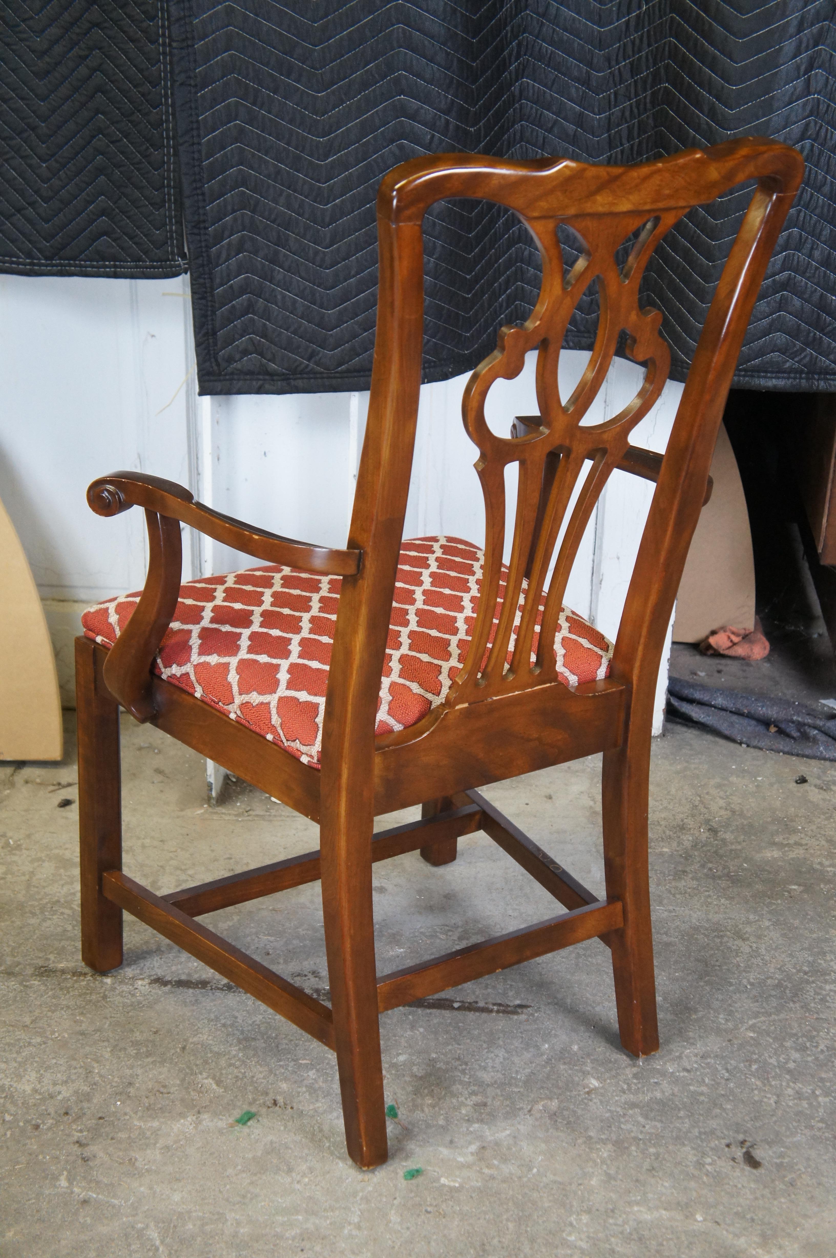 Vintage Drexel Heritage Kirsche Amerikanische Chippendale Stil durchbohrt Esszimmerstühle (Stoff) im Angebot