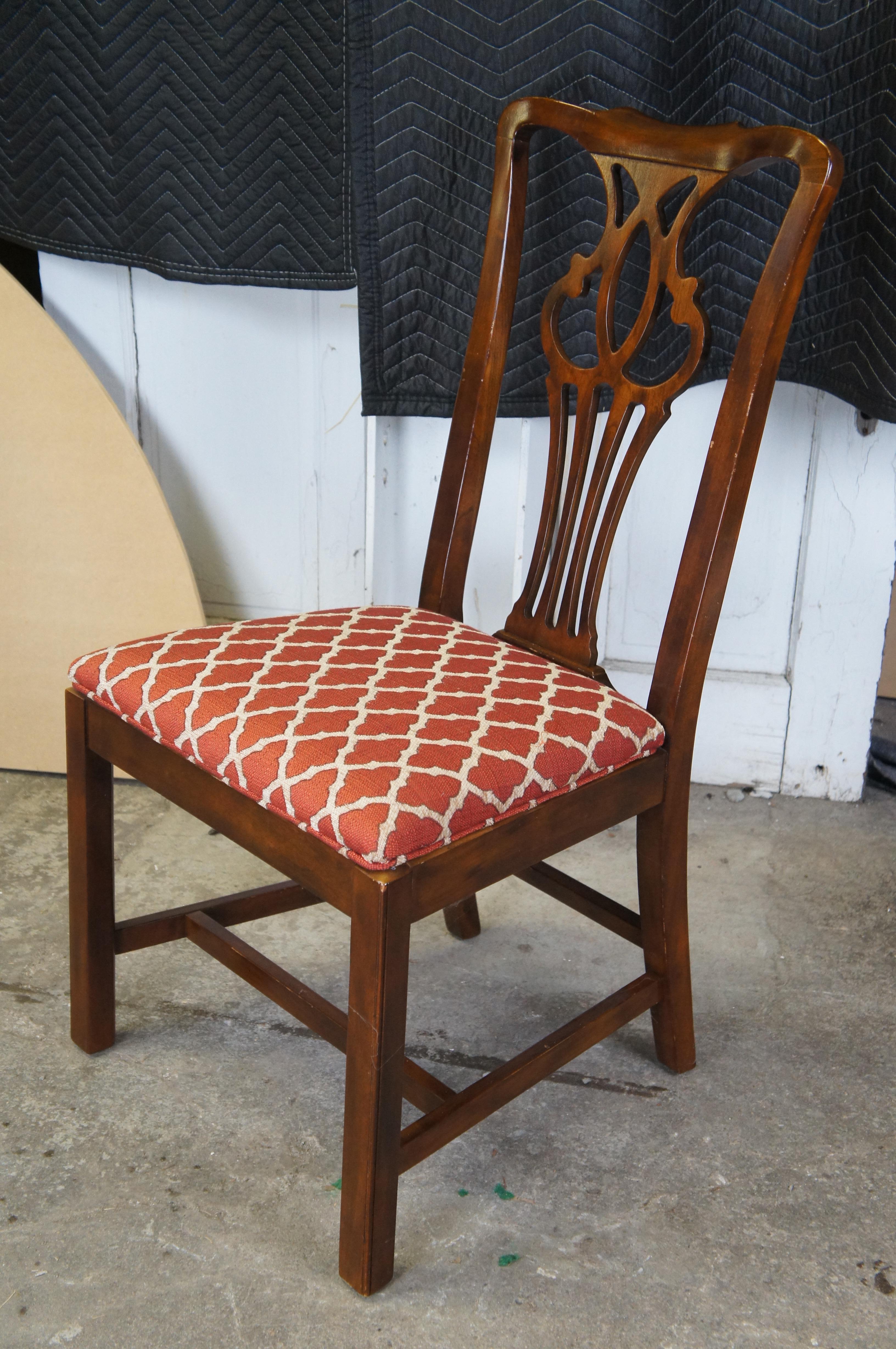 Vintage Drexel Heritage Kirsche Amerikanische Chippendale Stil durchbohrt Esszimmerstühle im Angebot 1