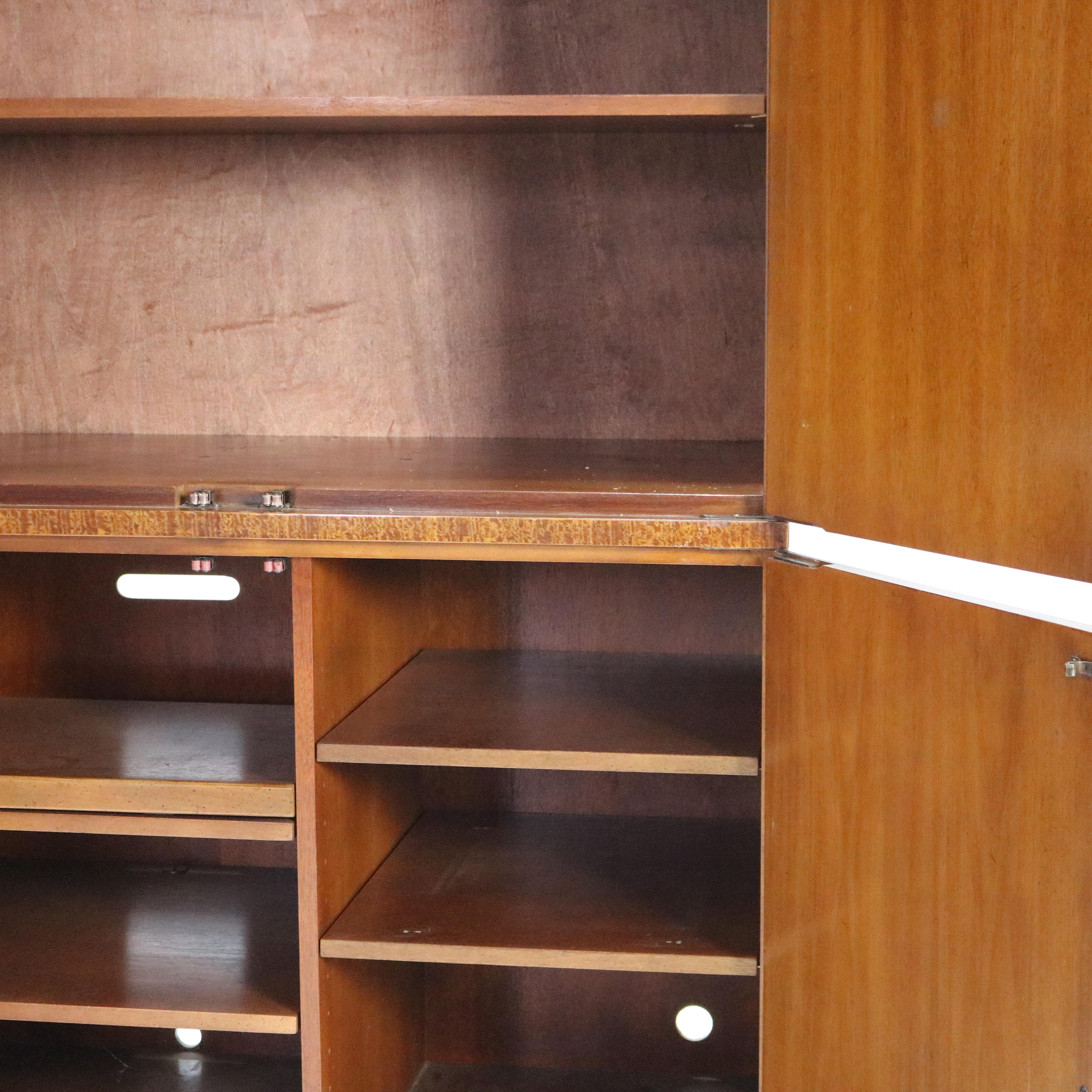 Vintage Drexel School English School Adams Style Neoclassical Armoire 20thC en vente 5