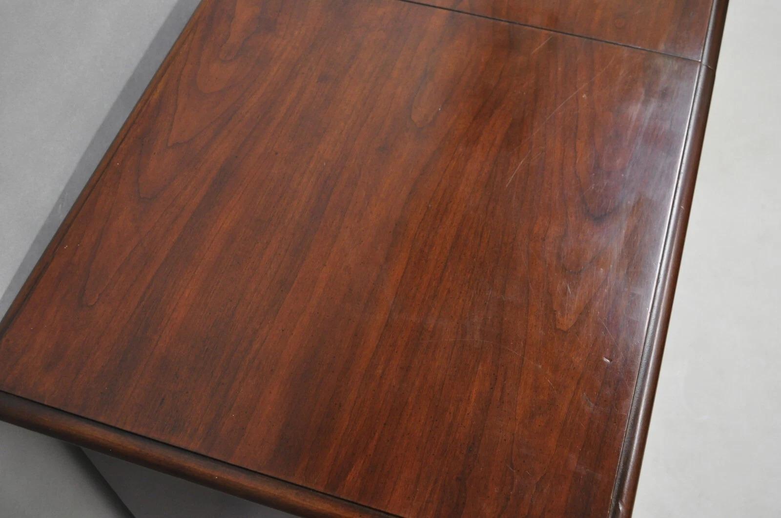 Vintage Drexel Heritge Georgian Style Cherry Wood Dry Bar Server Cabinet For Sale 1